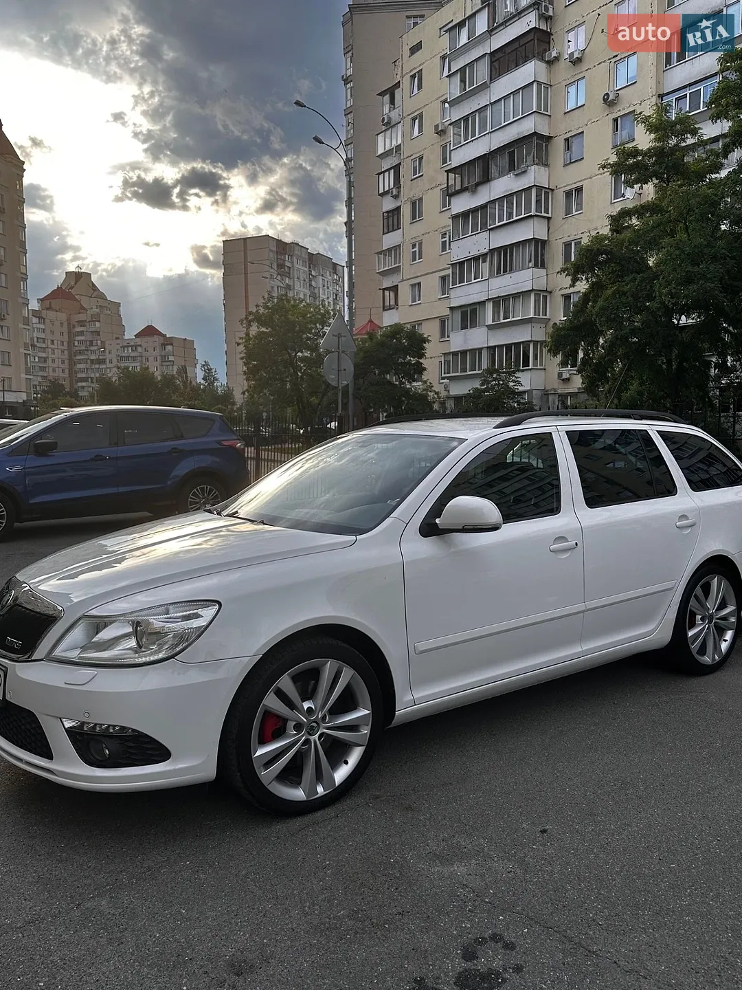 2010 Skoda Octavia - мініатюра 3