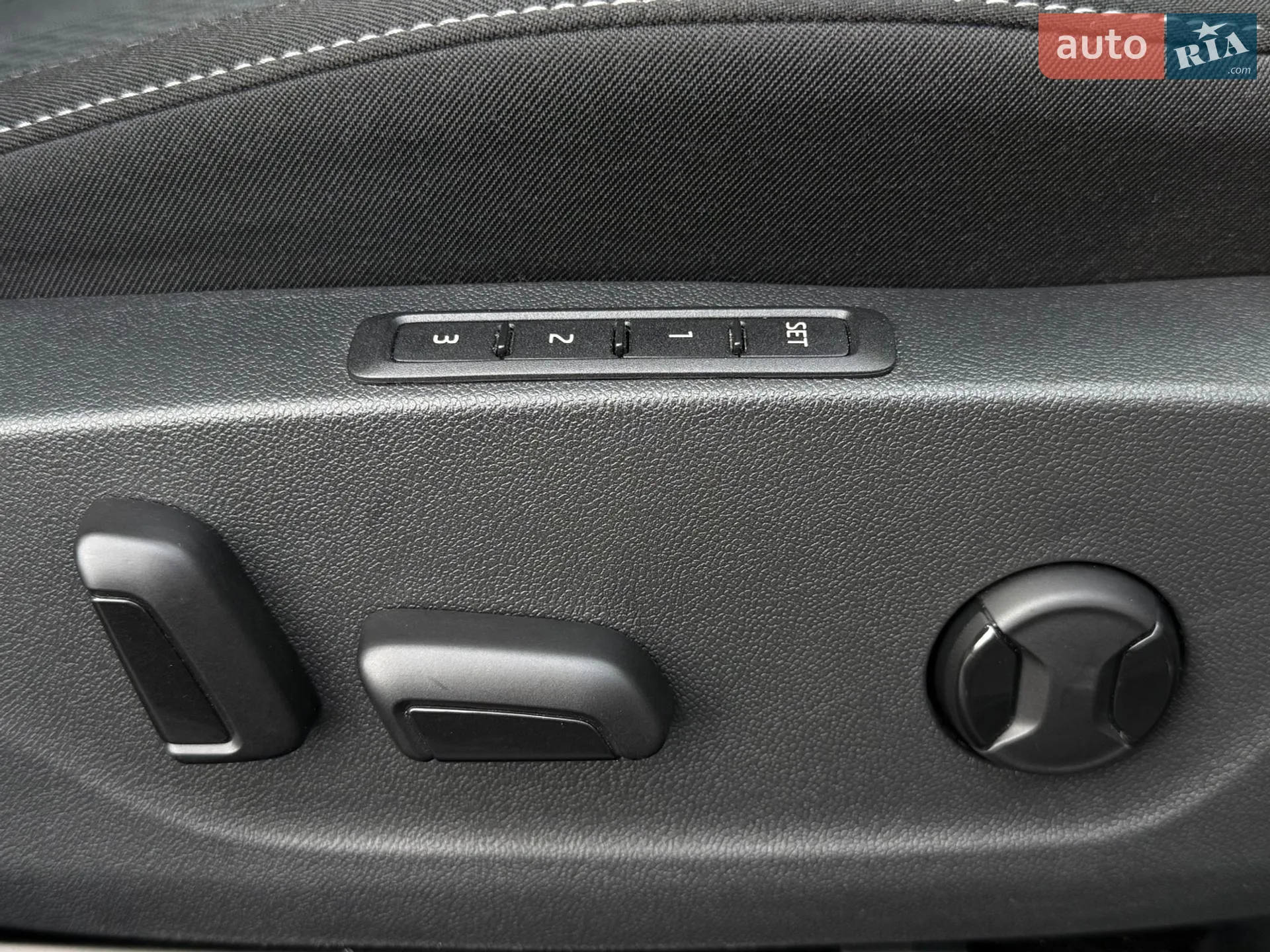 2020 Skoda Octavia - мініатюра 133