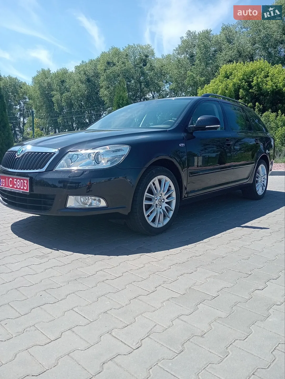 2011 Skoda Octavia - мініатюра 10