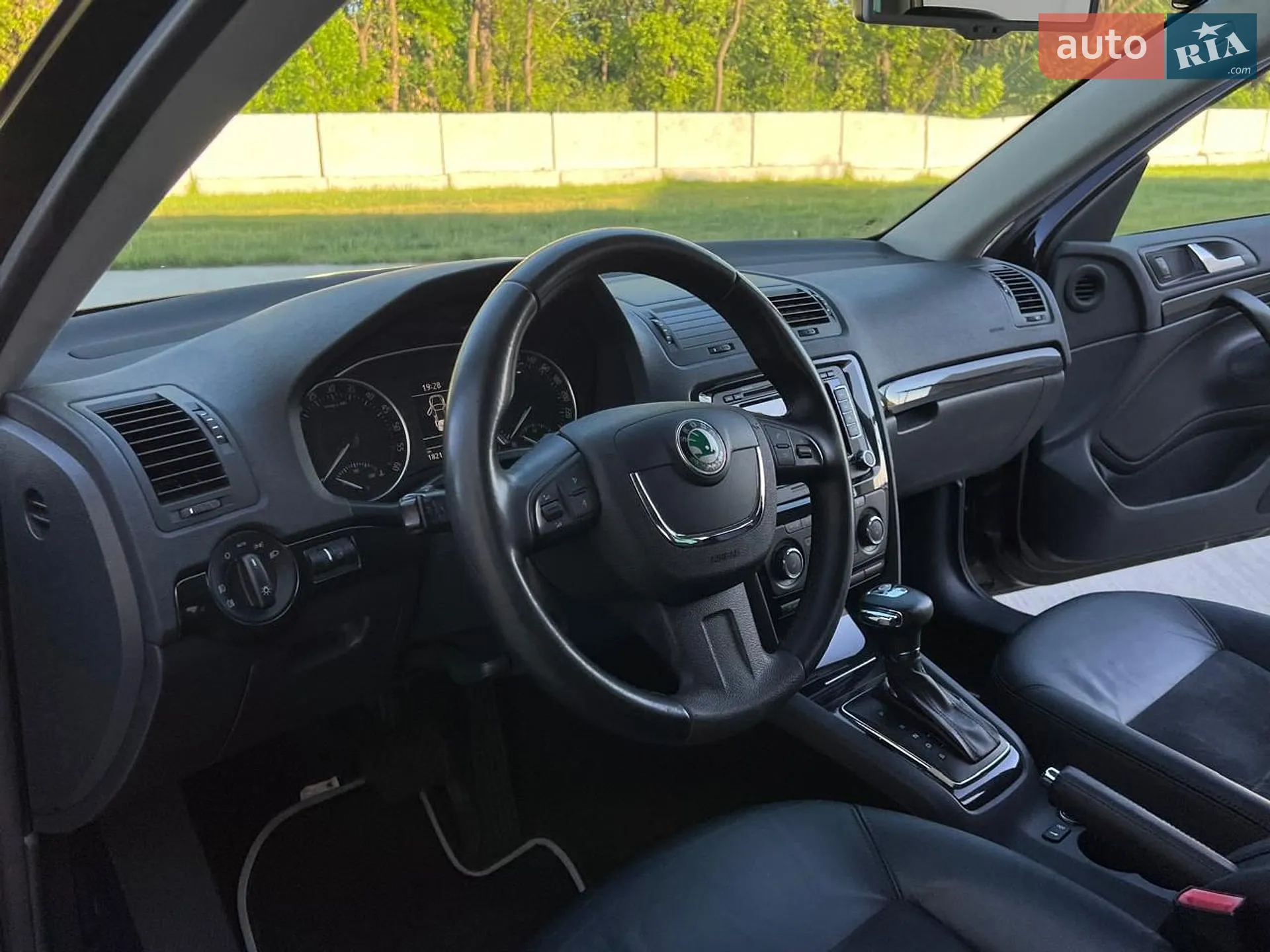 2011 Skoda Octavia - мініатюра 64