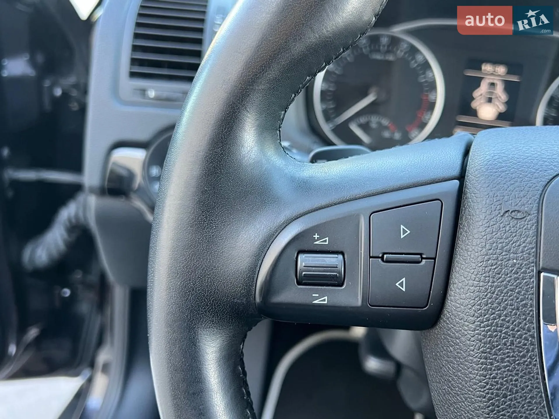 2011 Skoda Octavia - мініатюра 83