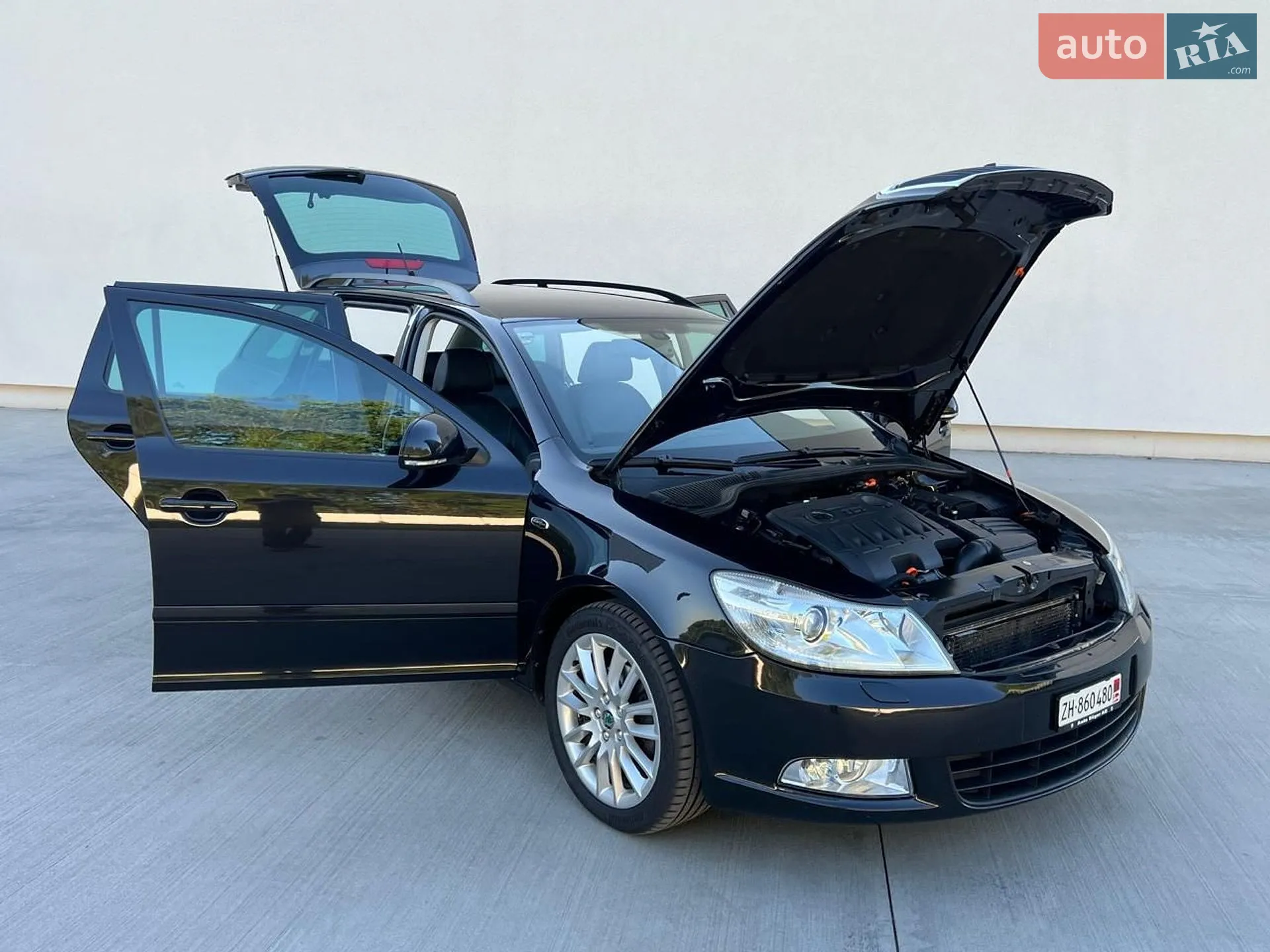 2011 Skoda Octavia - мініатюра 128
