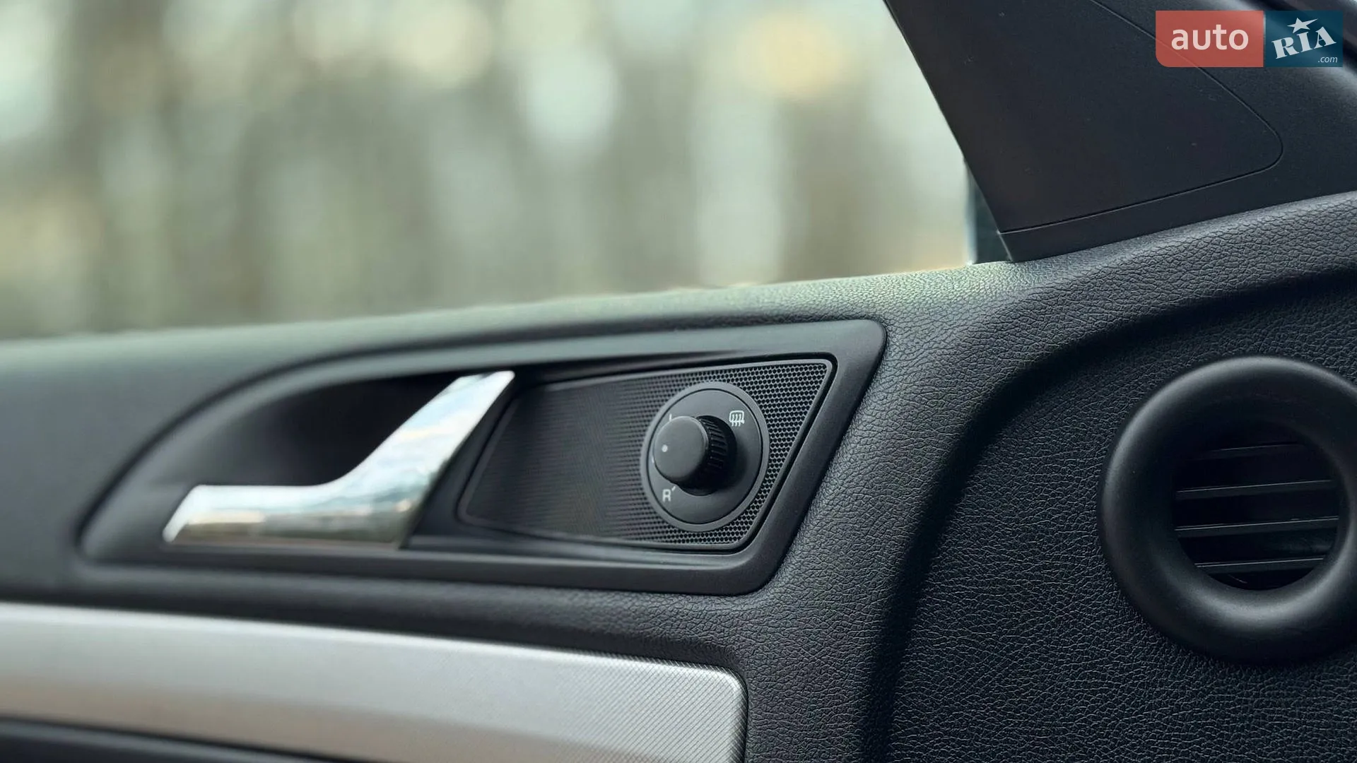 2011 Skoda Octavia - мініатюра 18