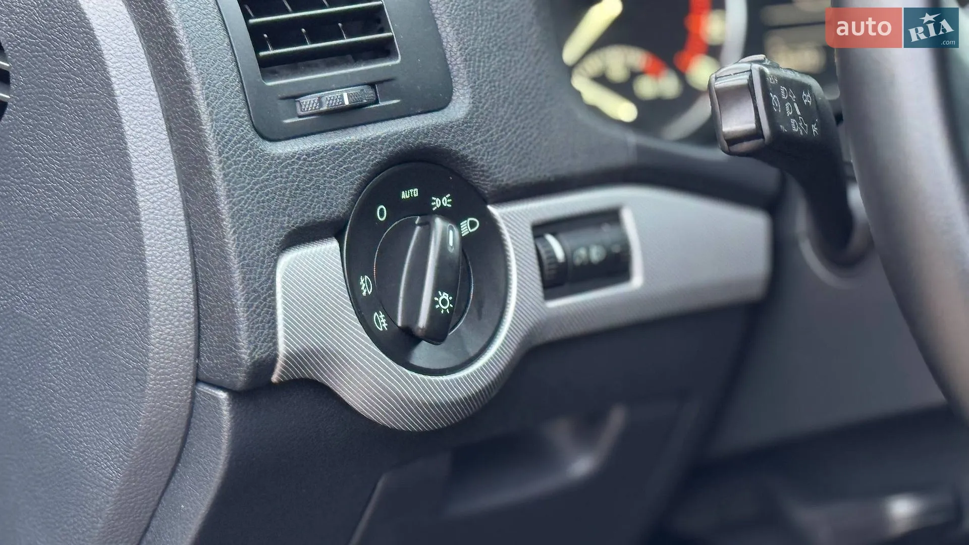 2011 Skoda Octavia - мініатюра 22