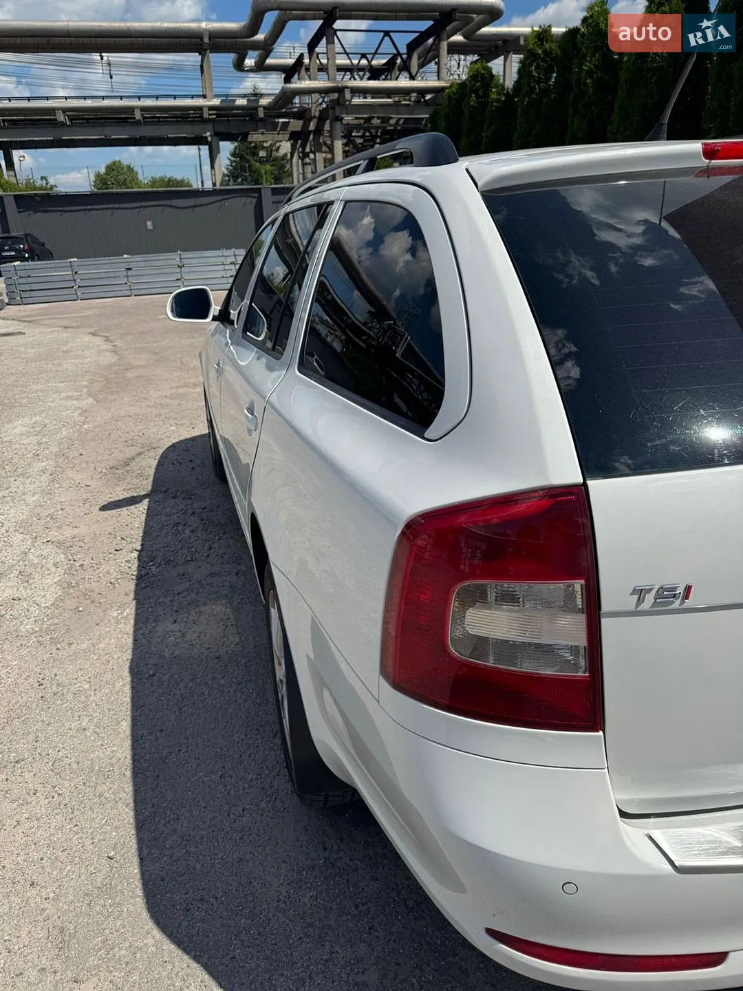 2010 Skoda Octavia - мініатюра 5