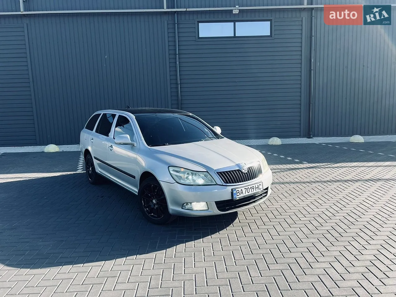 2010 Skoda Octavia - мініатюра 19