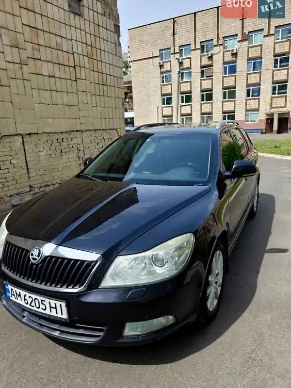 Skoda Octavia 2010 VIN TMBKE61Z2B2082900 фото оголошення 15 з 52