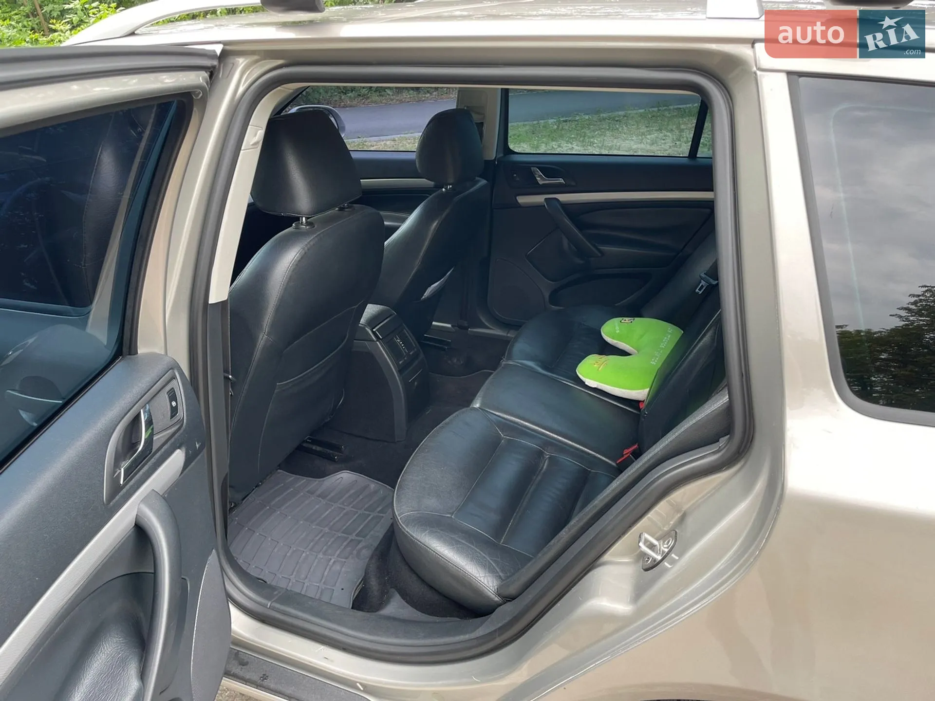 2011 Skoda Octavia - мініатюра 27