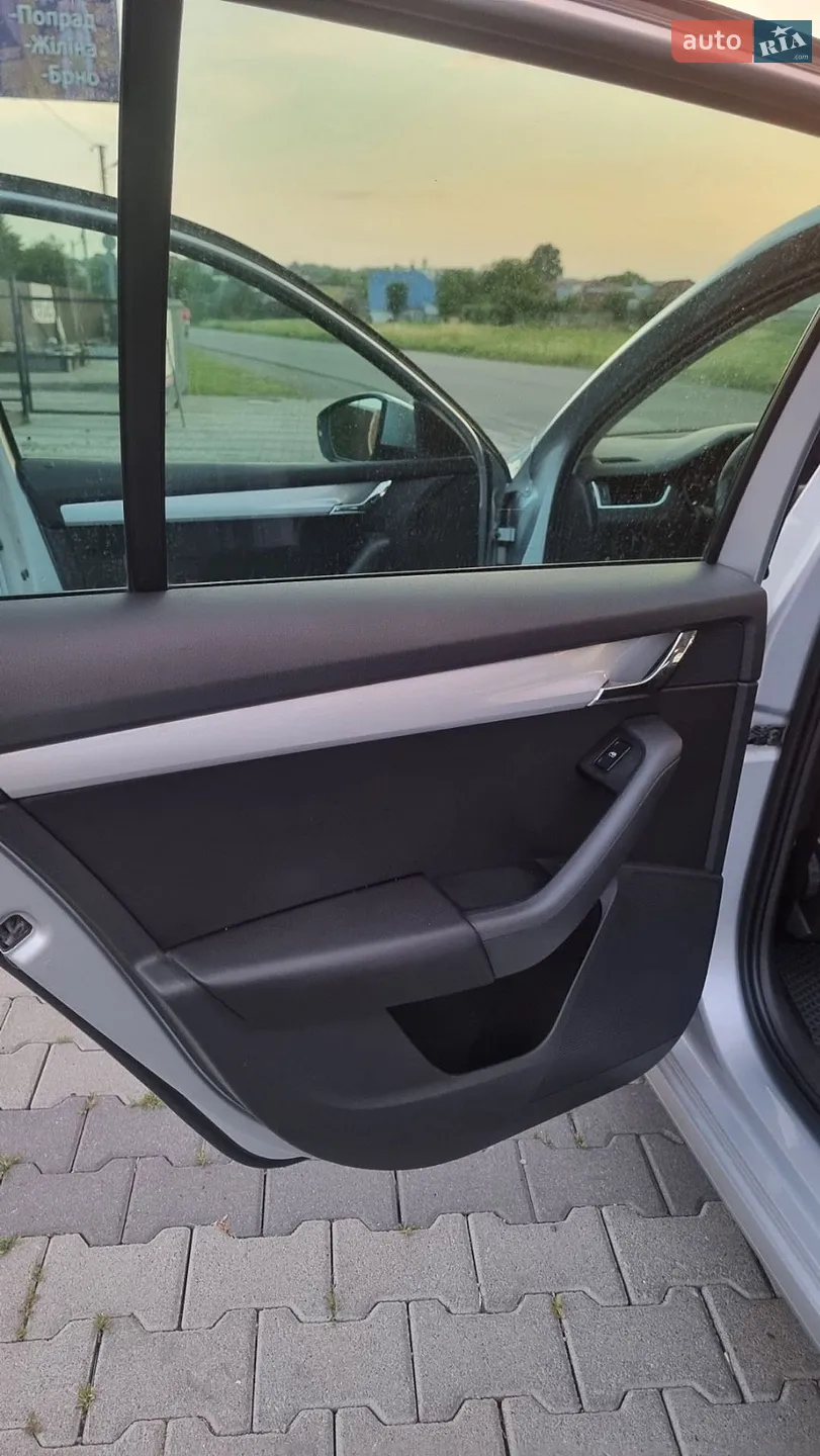2015 Skoda Octavia - мініатюра 18