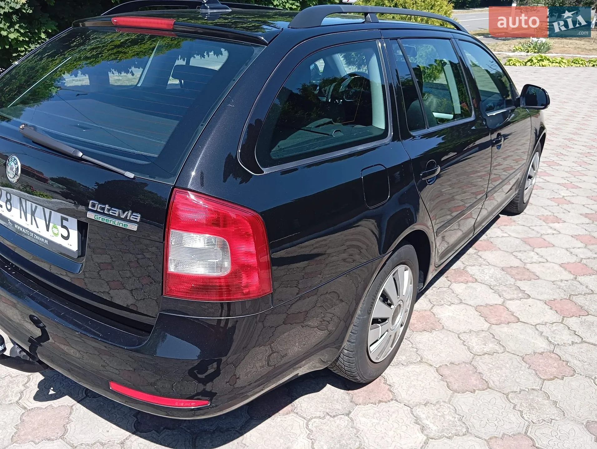 2010 Skoda Octavia - мініатюра 6