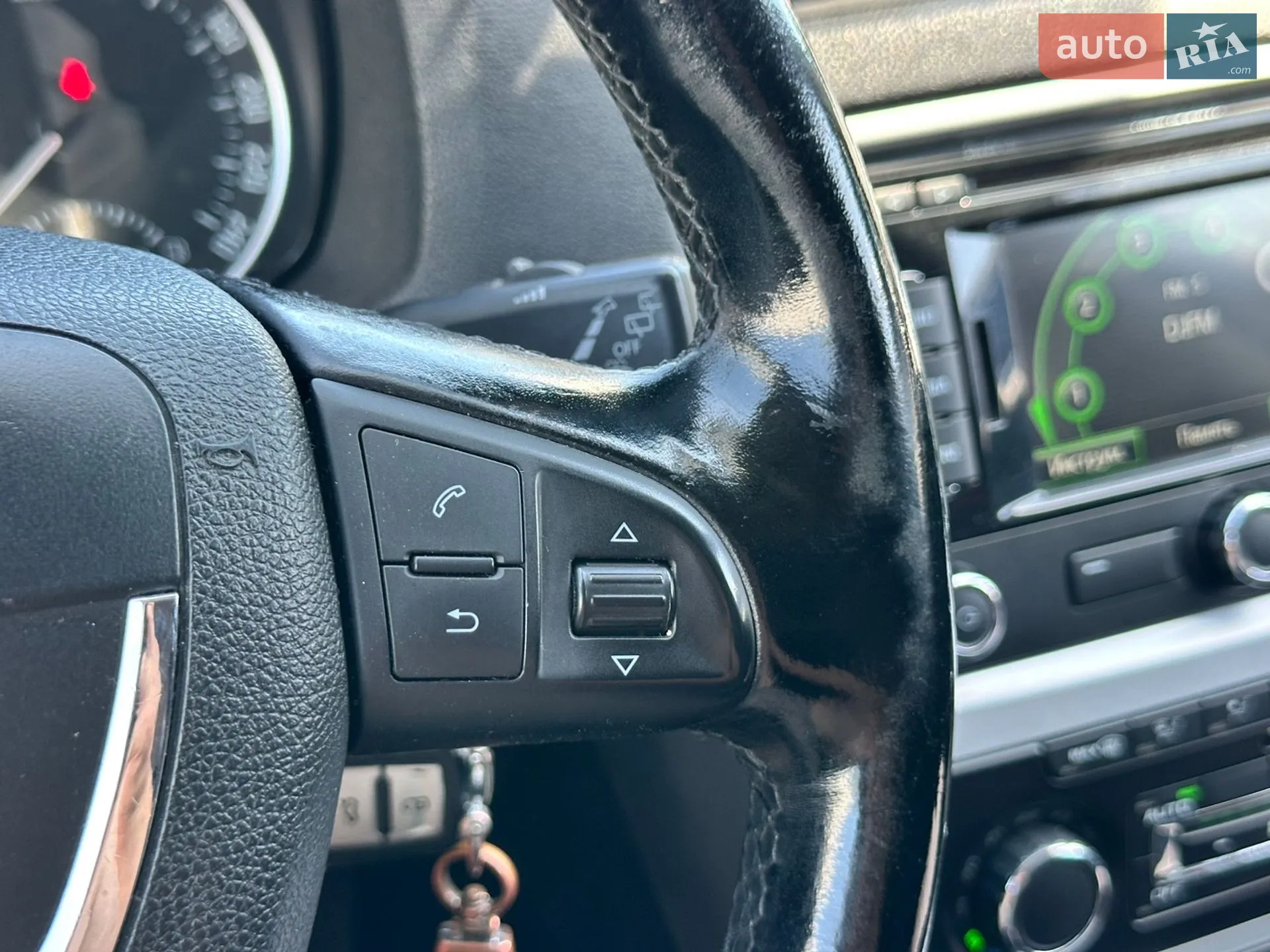 2011 Skoda Octavia - мініатюра 46