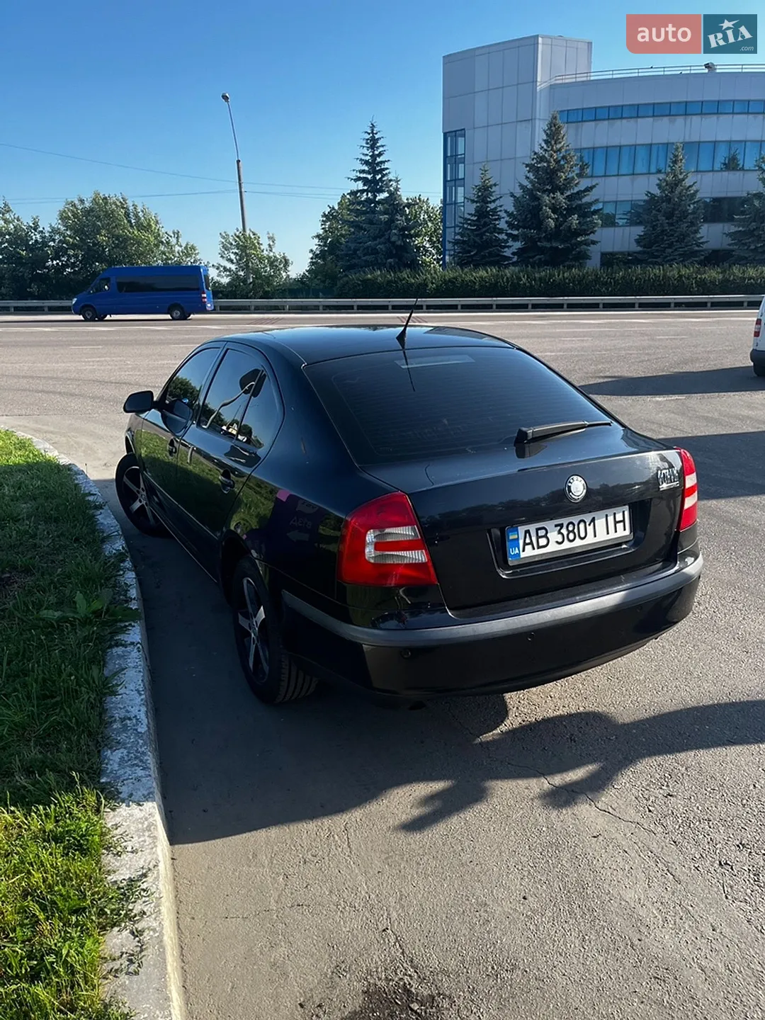Skoda Octavia 2008 VIN TMBCB61Z182198529 фото оголошення 4 з 5