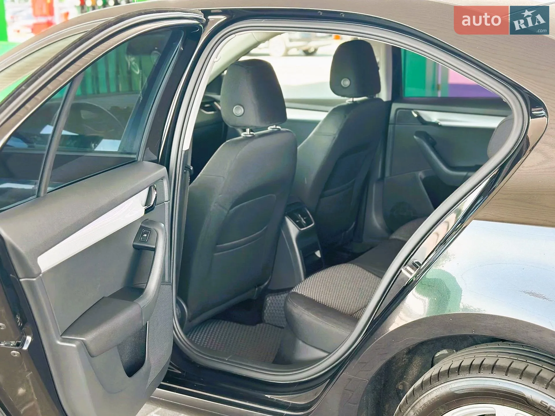 2016 Skoda Octavia - мініатюра 20