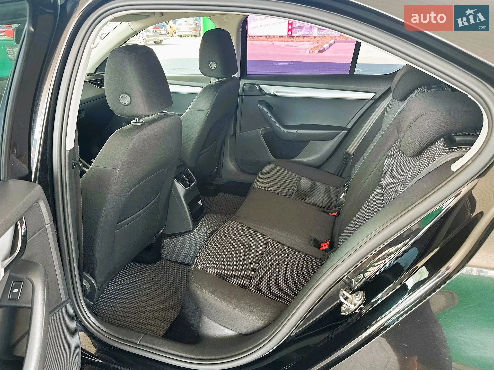 2016 Skoda Octavia - мініатюра 22