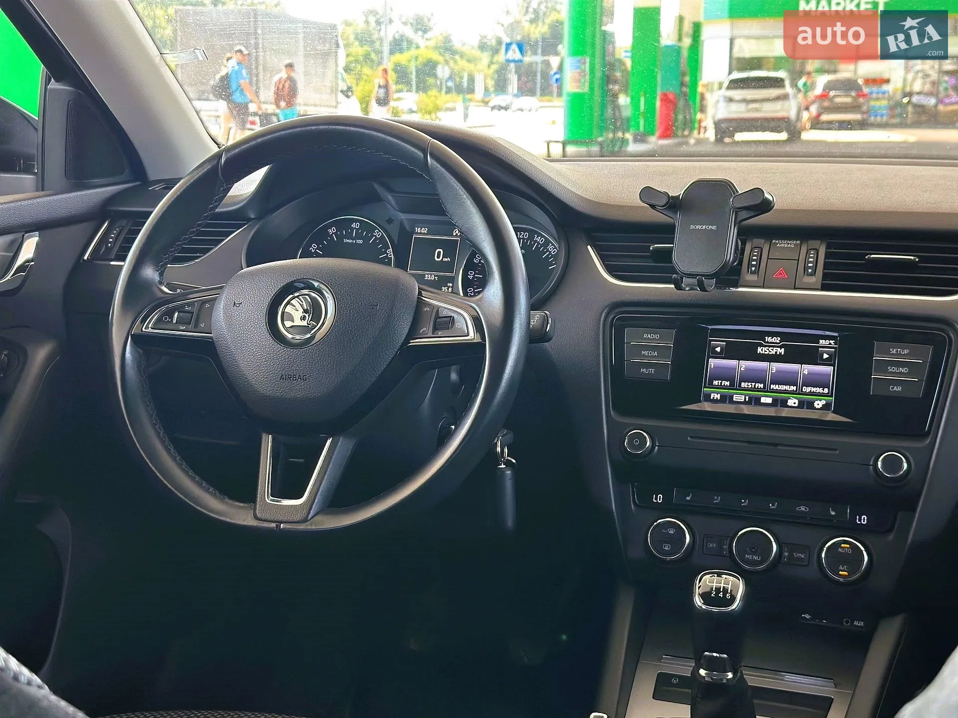 2016 Skoda Octavia - мініатюра 32