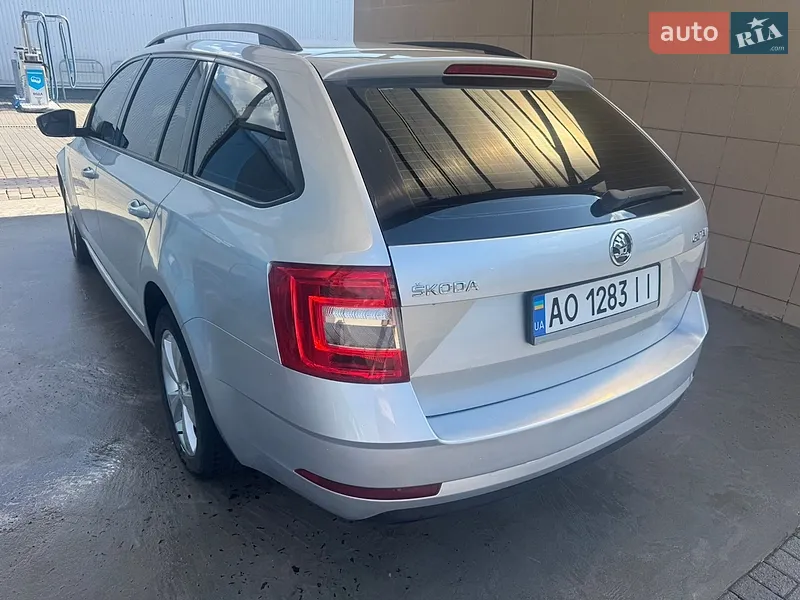 Skoda Octavia 2018 VIN TMBJG7NE2J0341060 фото оголошення 2 з 38