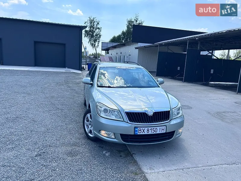 Skoda Octavia 2010 VIN TMBHJ61Z1A2127586 фото оголошення 3 з 37