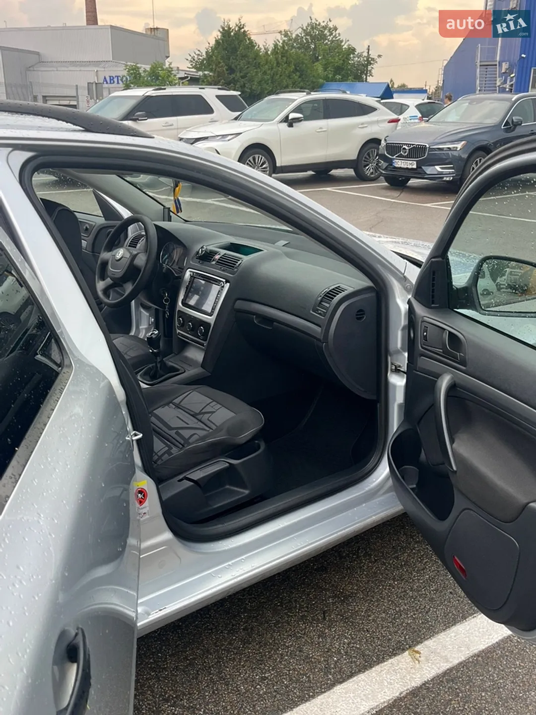 Skoda Octavia 2011 VIN TMBJT61Z3C2086859 фото оголошення 11 з 12