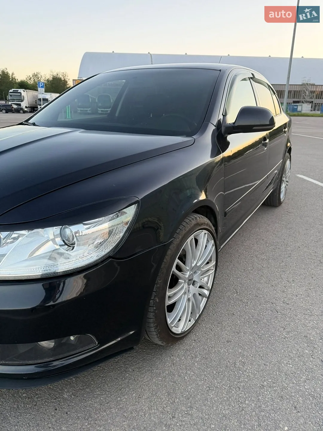 2010 Skoda Octavia - мініатюра 4
