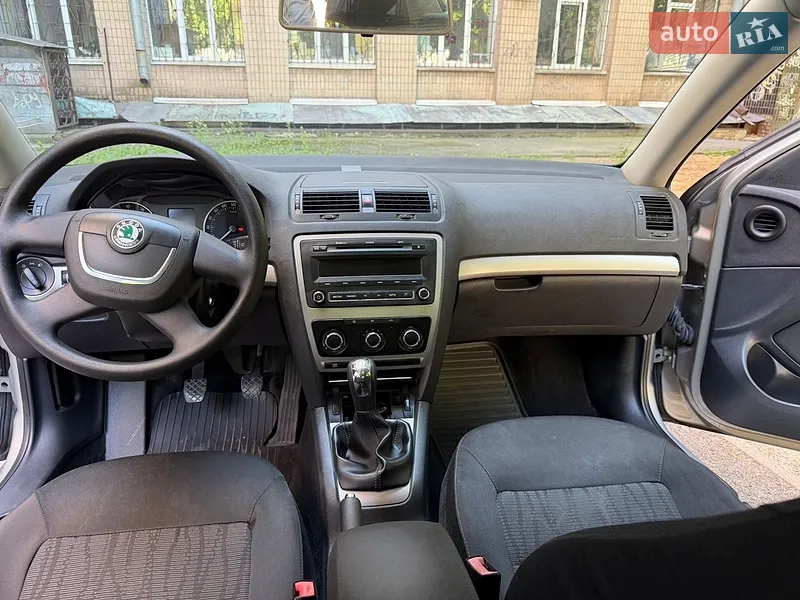 Skoda Octavia 2010 VIN TMBBA41ZXBB151364 фото оголошення 10 з 44