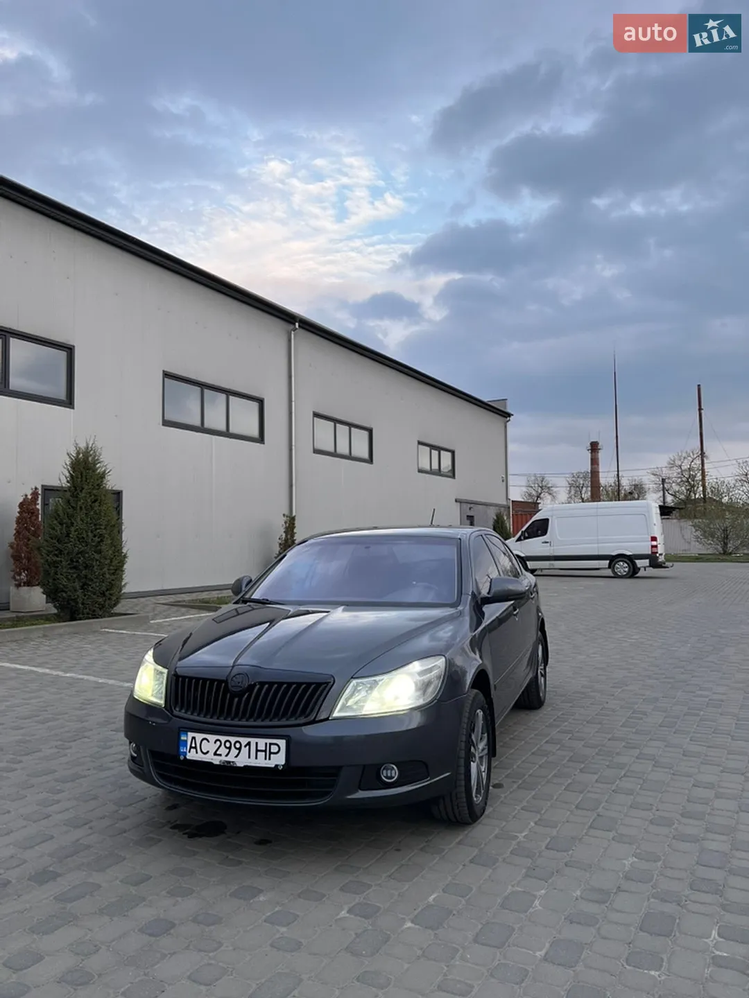 Skoda Octavia 2011 VIN Y6UCK41Z7BB154076 фото оголошення 3 з 34