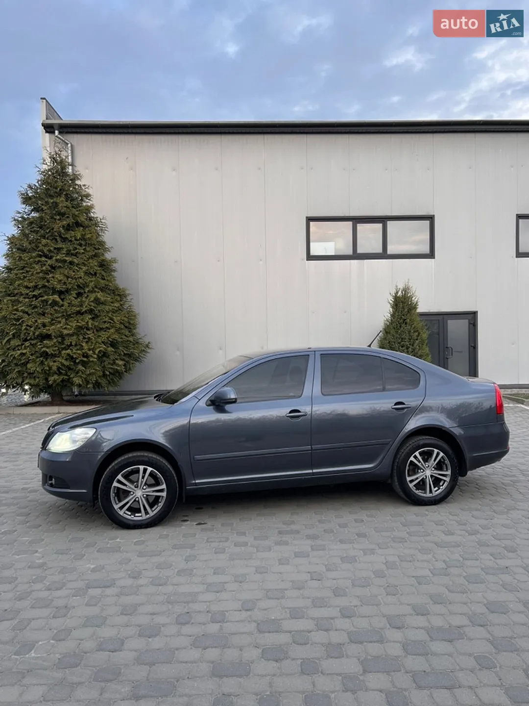 Skoda Octavia 2011 VIN Y6UCK41Z7BB154076 фото оголошення 5 з 34