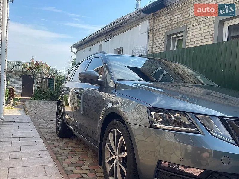 Skoda Octavia 2017 VIN TMBJJ7NE8J0092653 фото оголошення 3 з 55