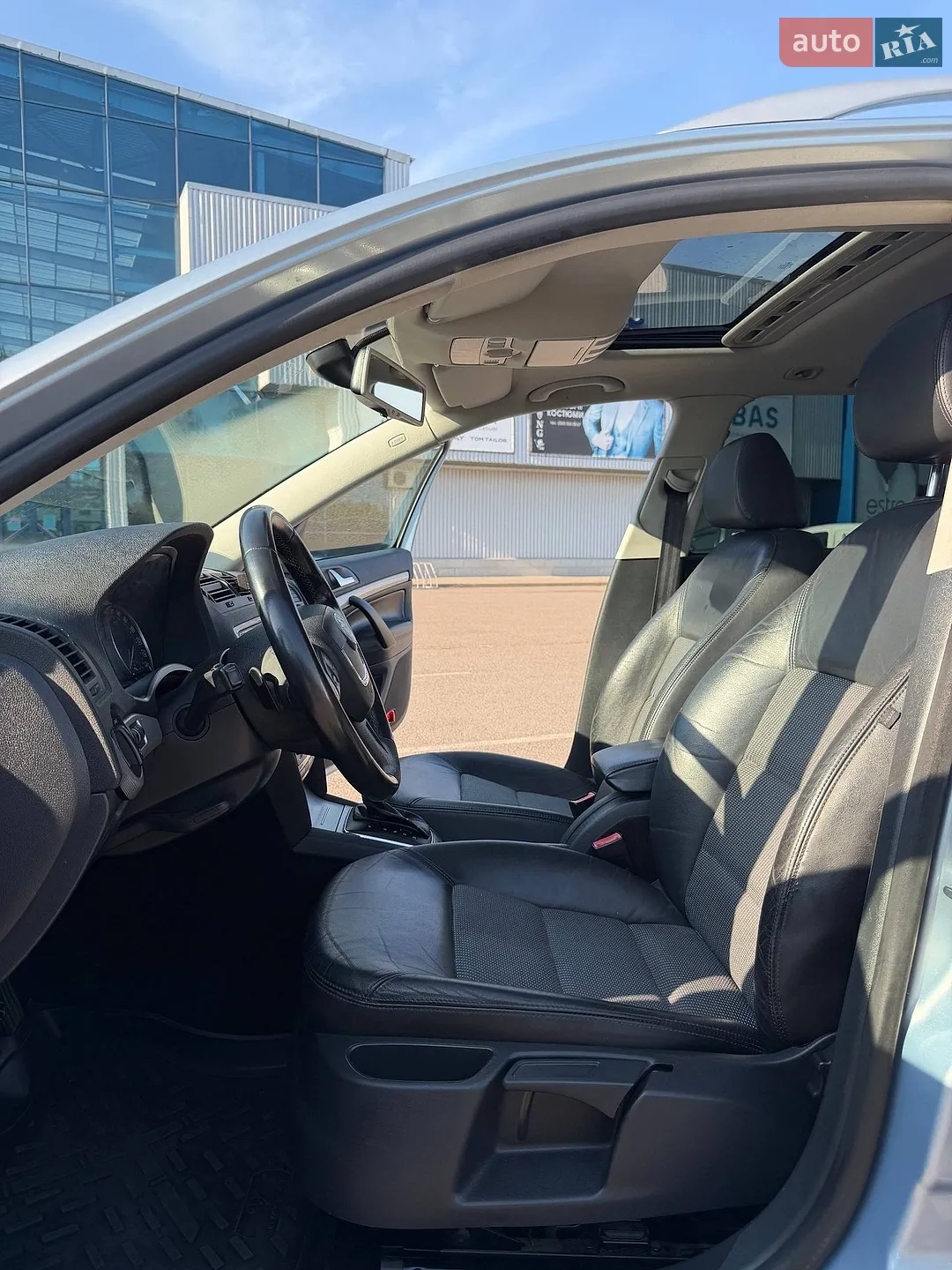 2011 Skoda Octavia - мініатюра 10