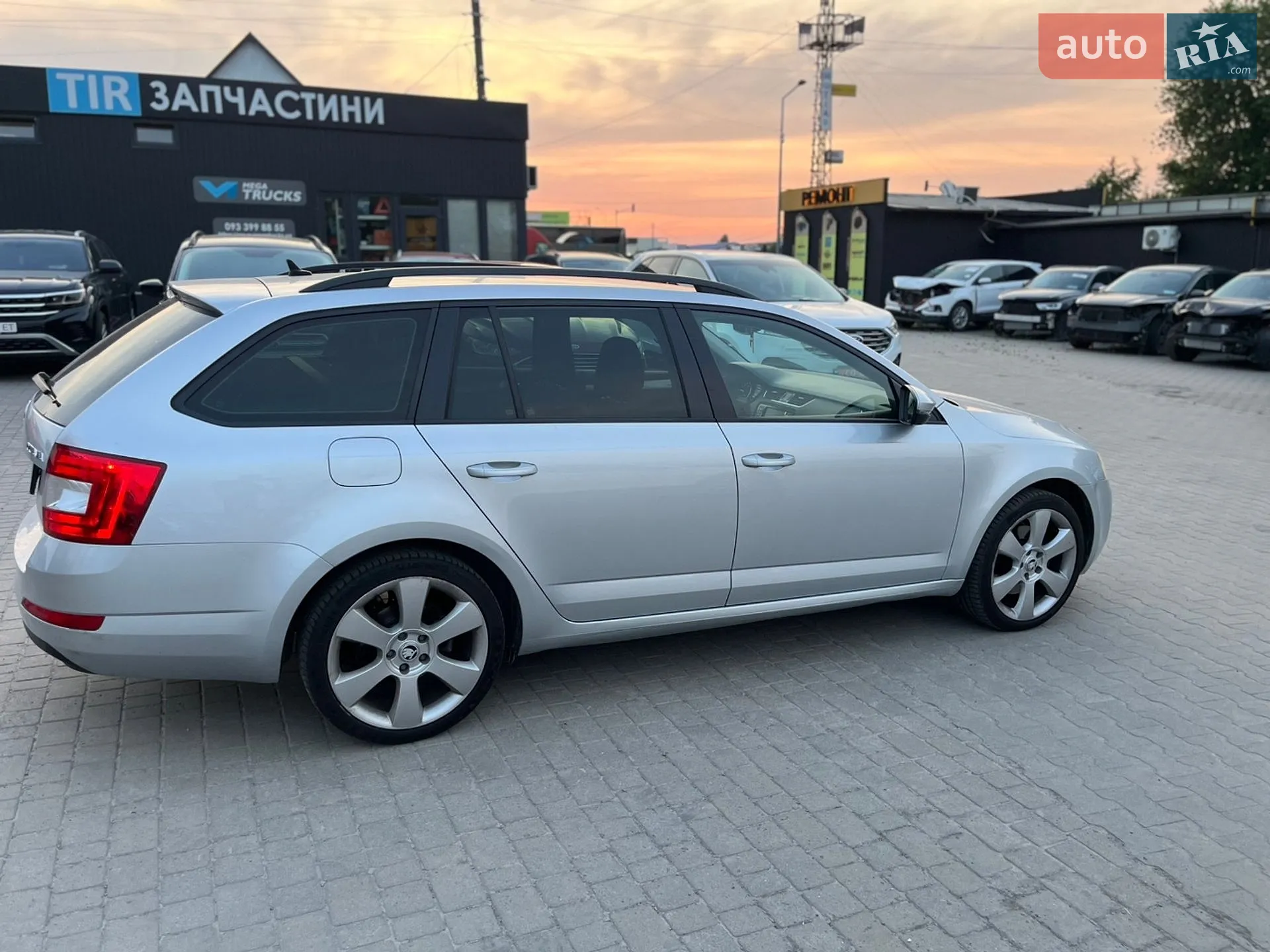 2016 Skoda Octavia - мініатюра 7