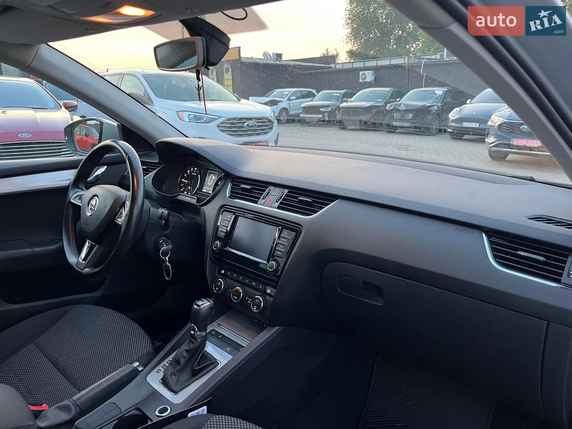 2016 Skoda Octavia - мініатюра 20