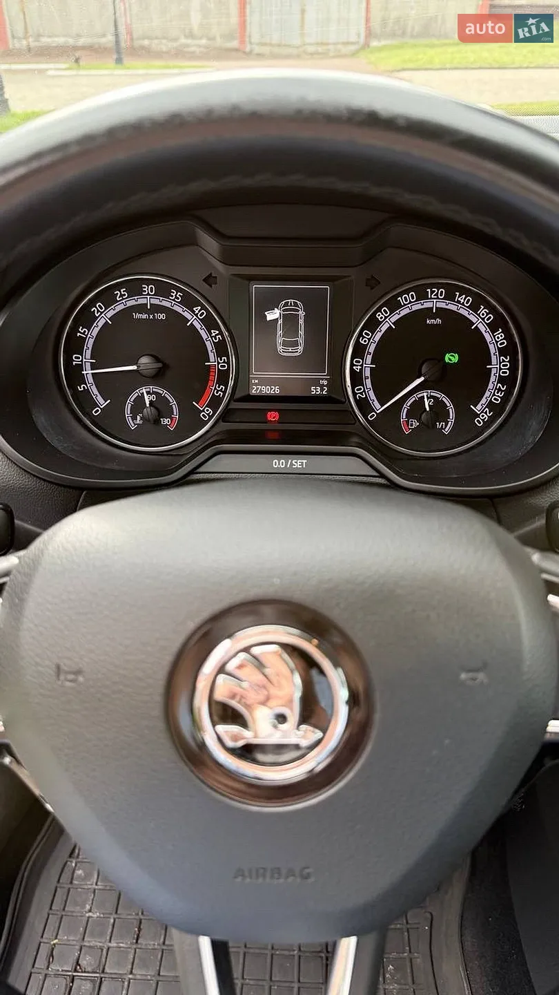 2017 Skoda Octavia - мініатюра 12
