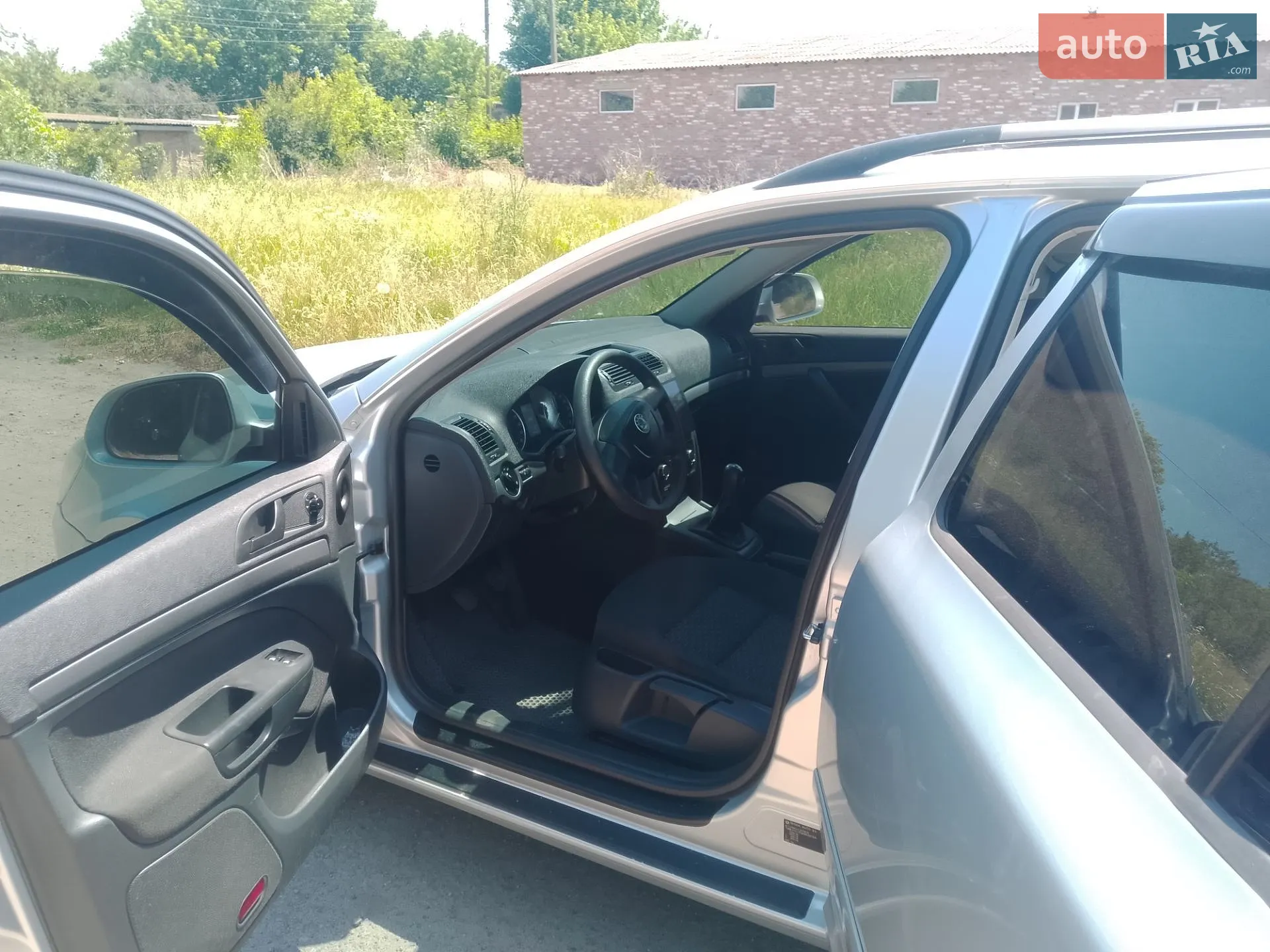 2011 Skoda Octavia - мініатюра 12
