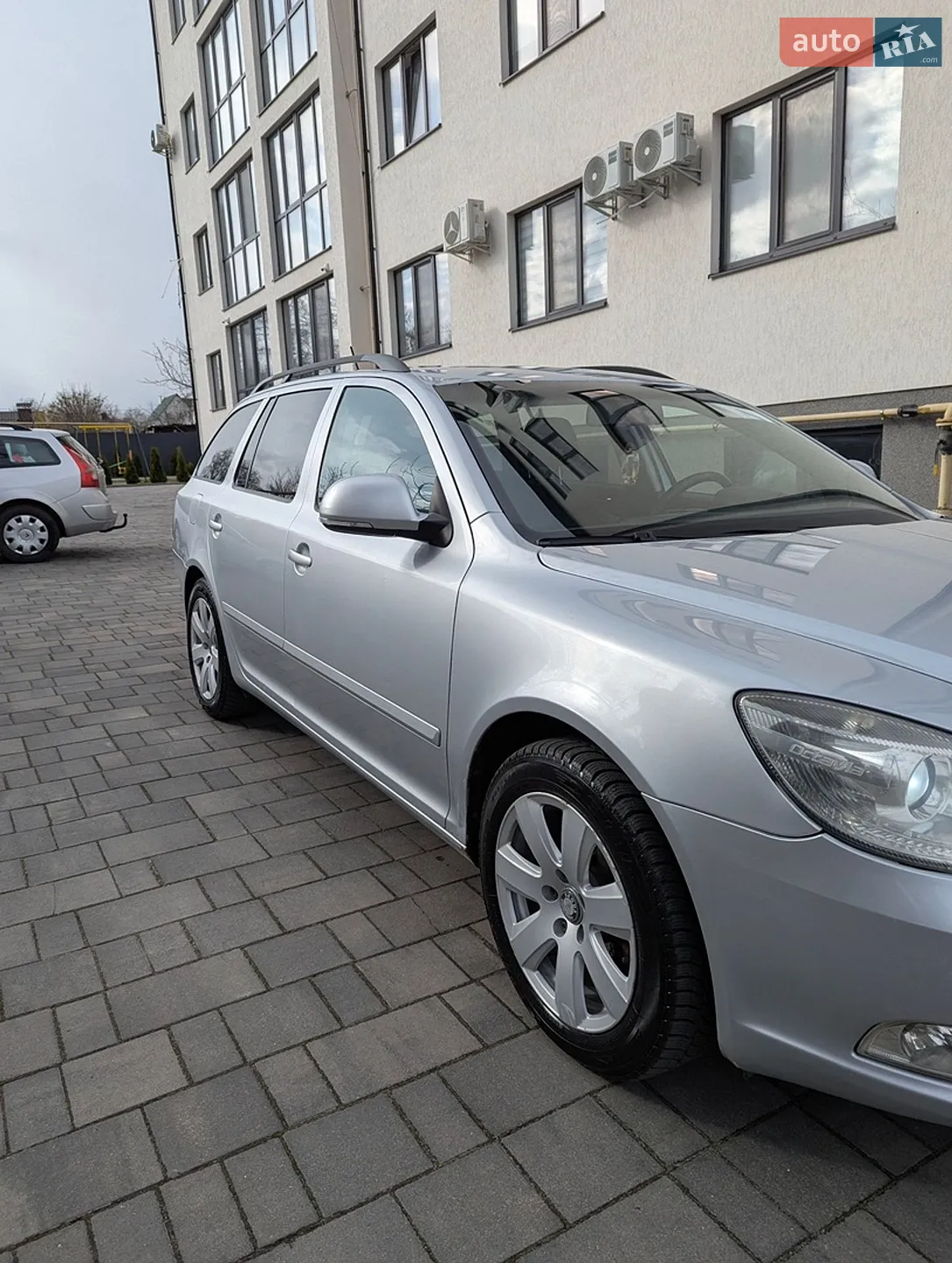 2010 Skoda Octavia - мініатюра 5