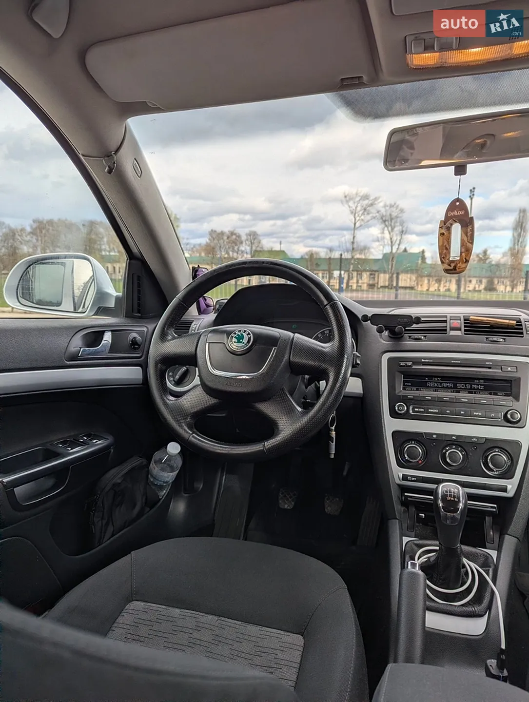 2010 Skoda Octavia - мініатюра 17