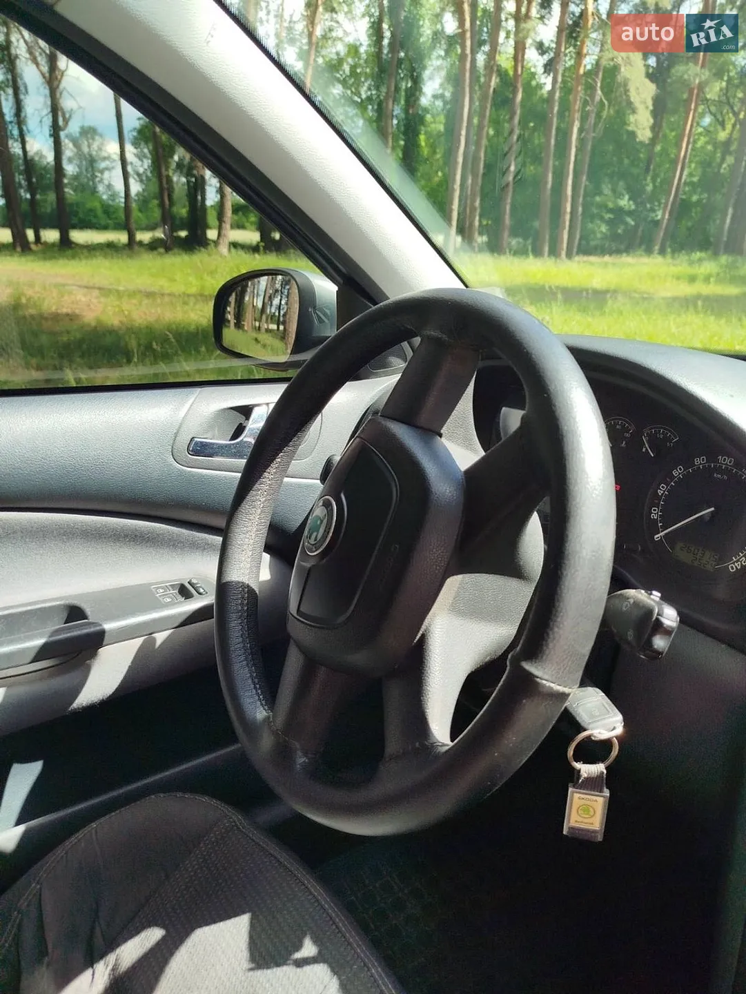 2010 Skoda Octavia - мініатюра 3