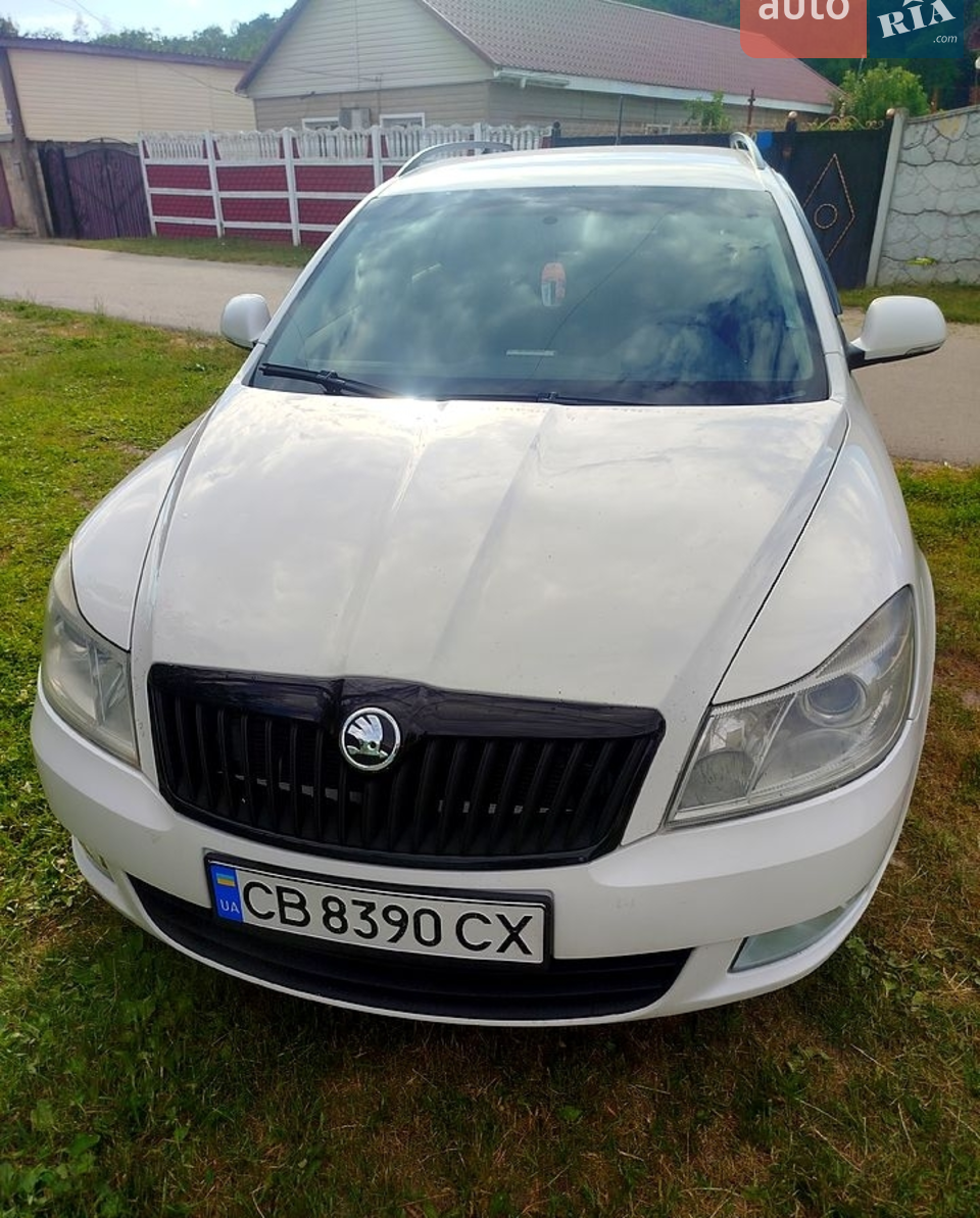2010 Skoda Octavia - мініатюра 12