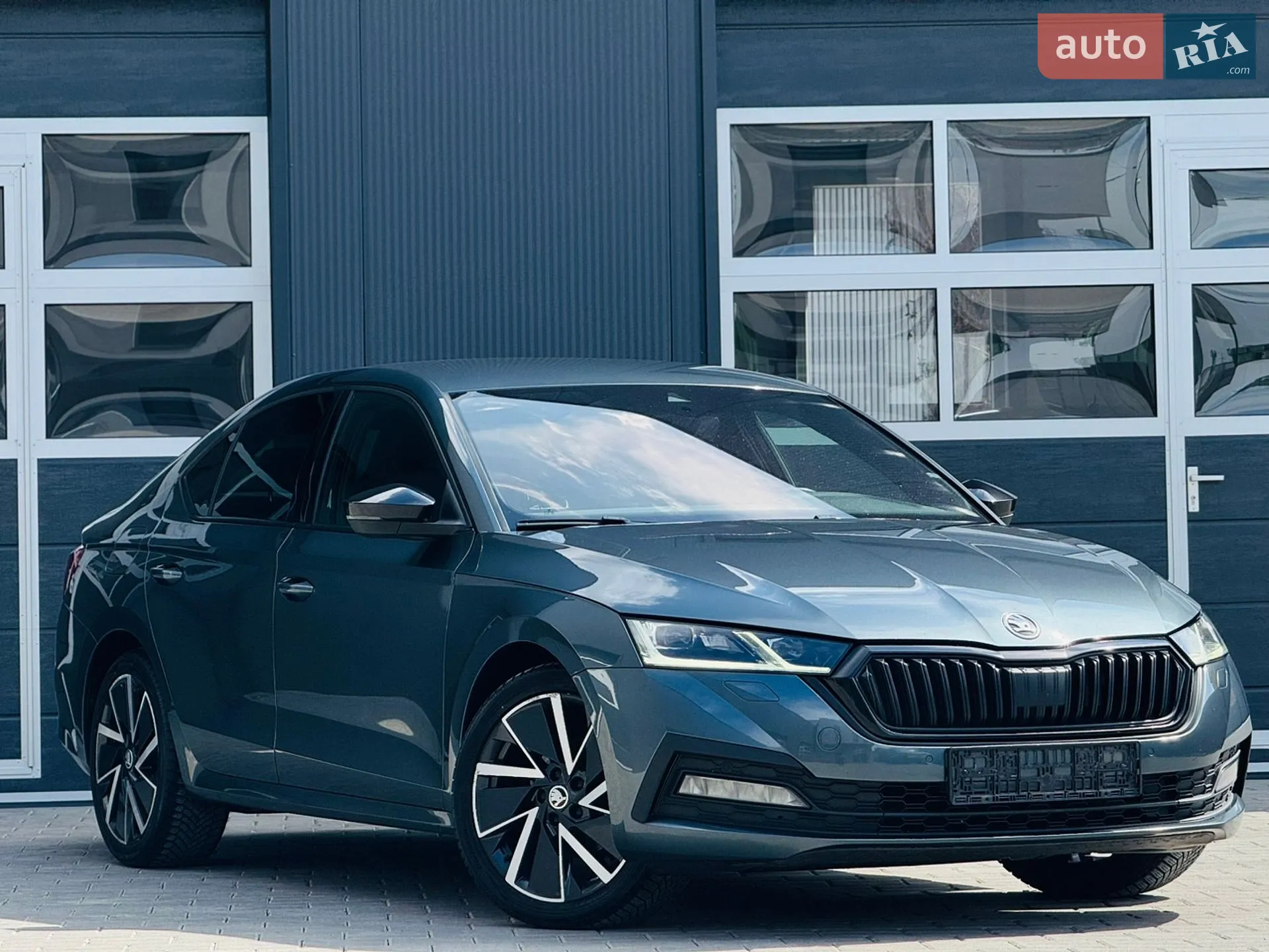 2020 Skoda Octavia - фото 1