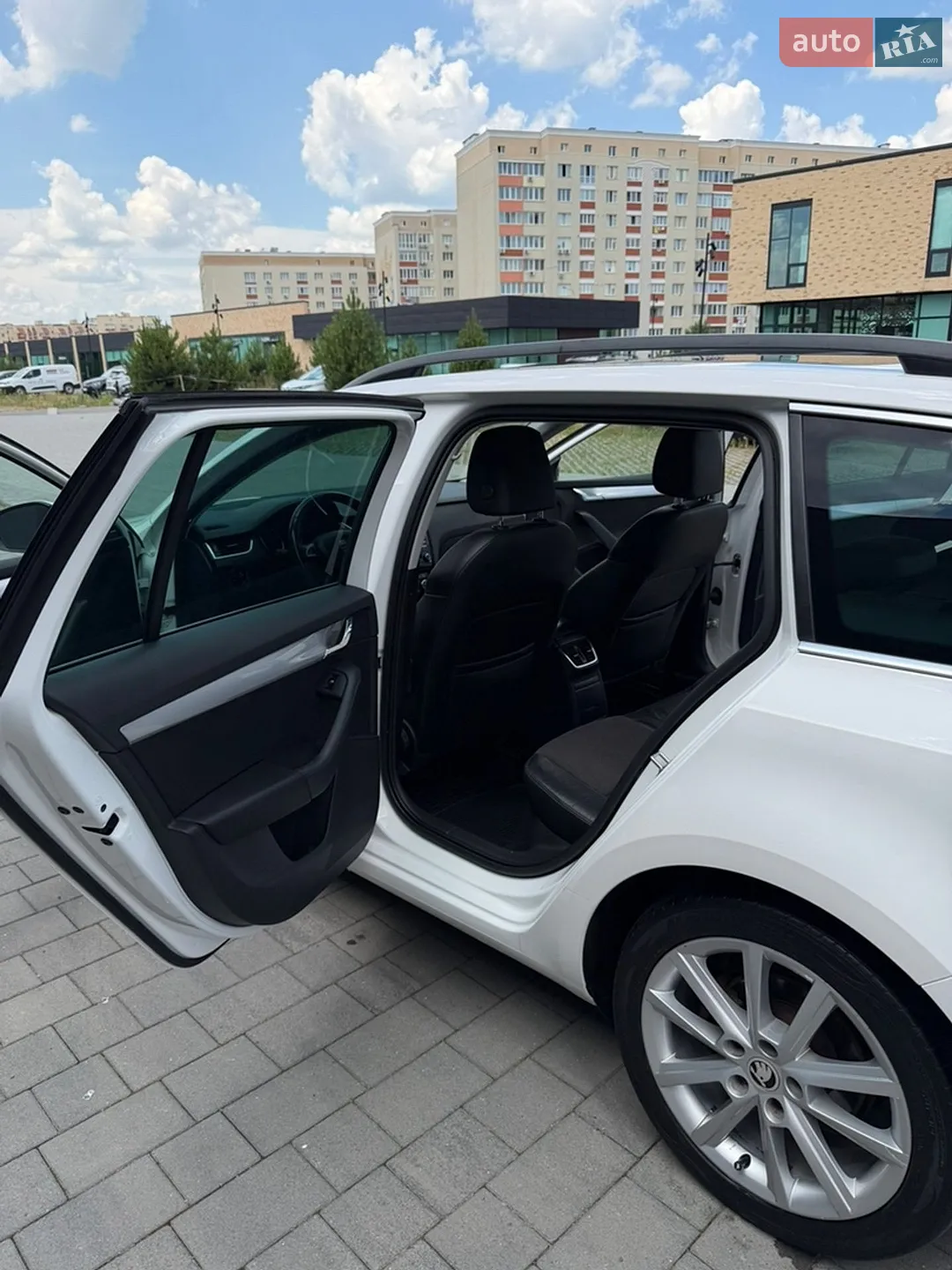 2013 Skoda Octavia - мініатюра 22