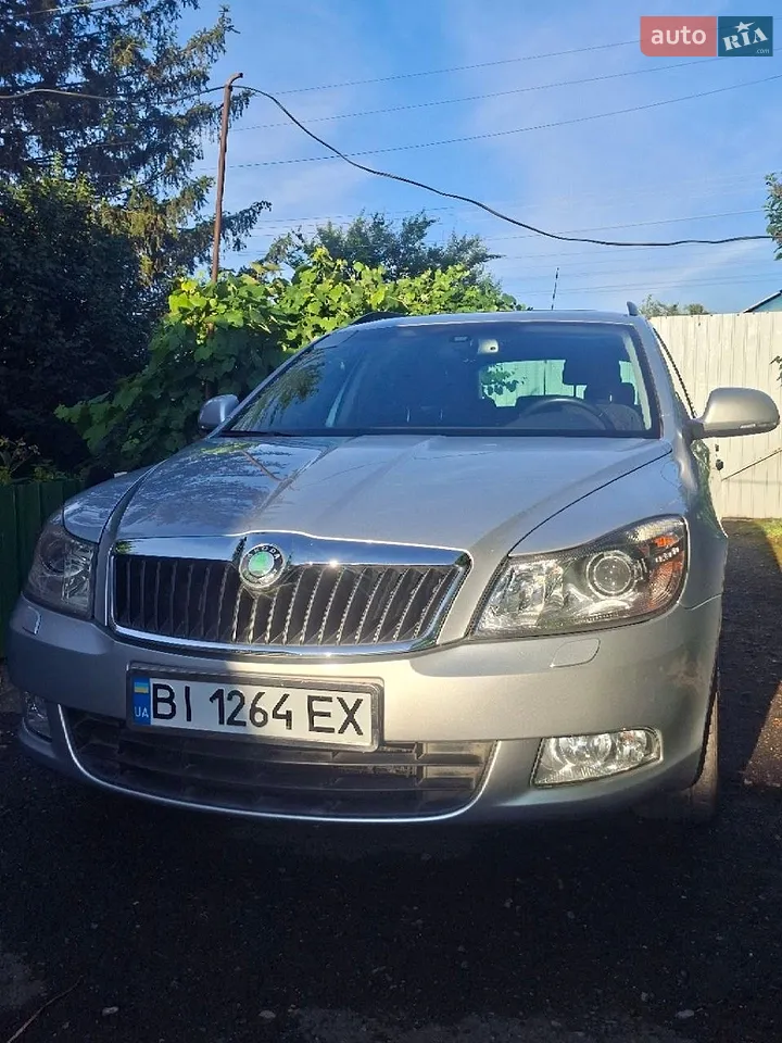 2010 Skoda Octavia - мініатюра 58