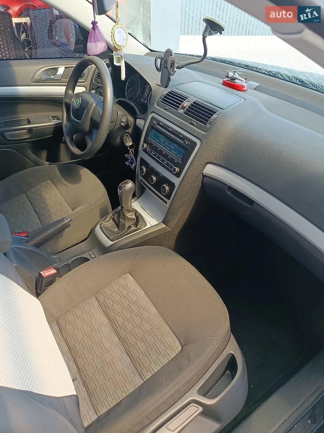 2011 Skoda Octavia - мініатюра 10