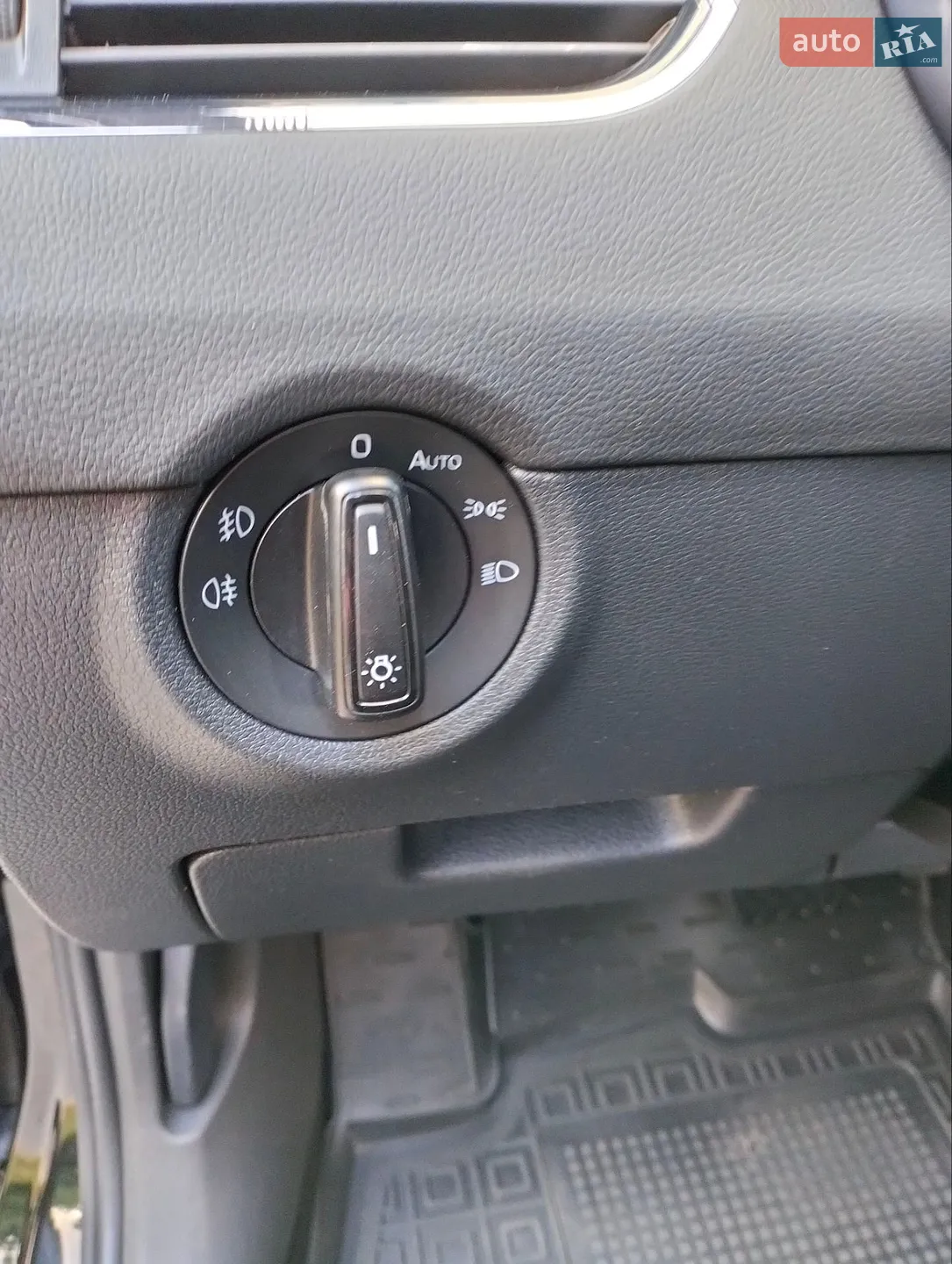 2017 Skoda Octavia - мініатюра 25