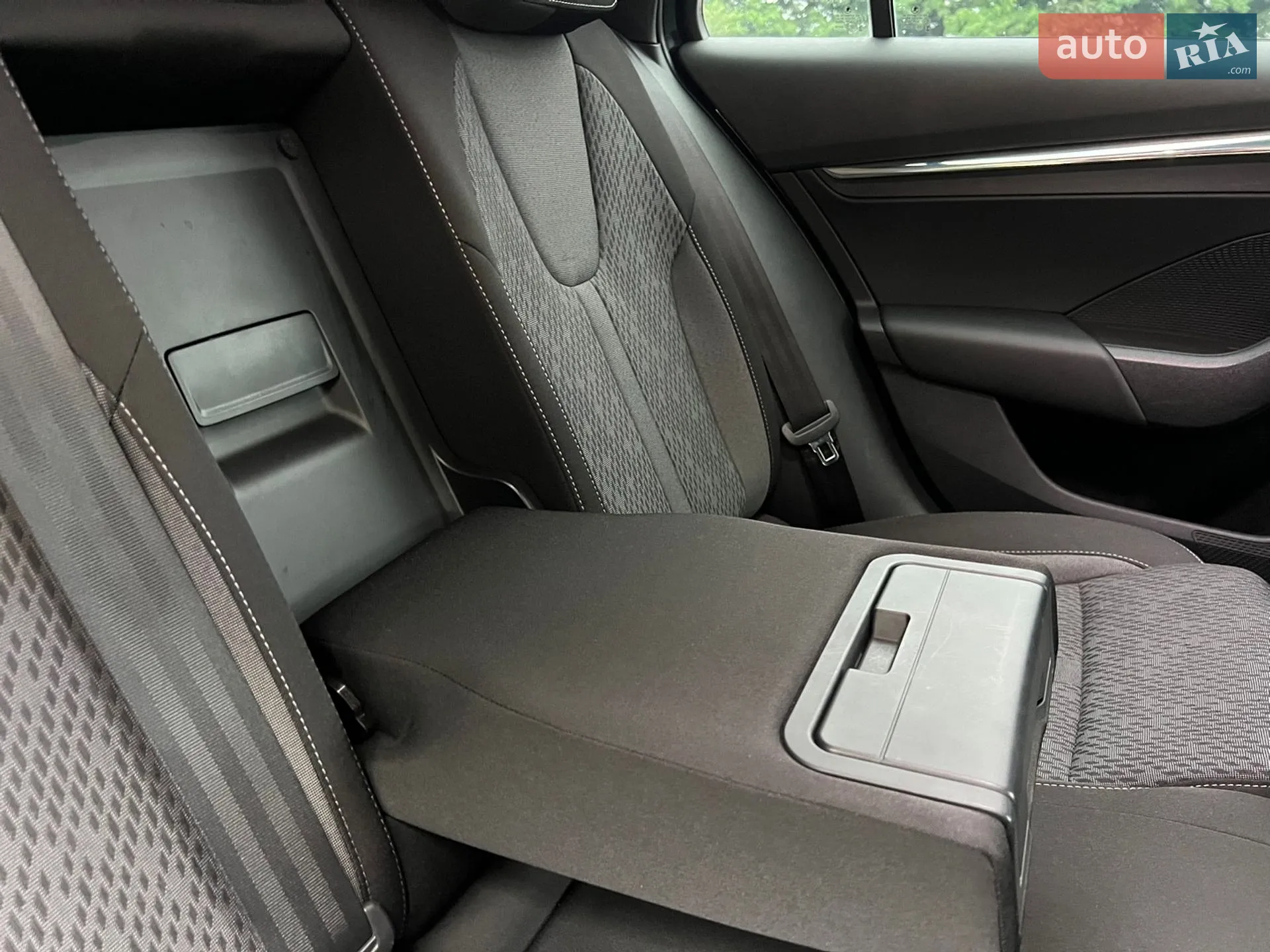 2021 Skoda Octavia - мініатюра 38