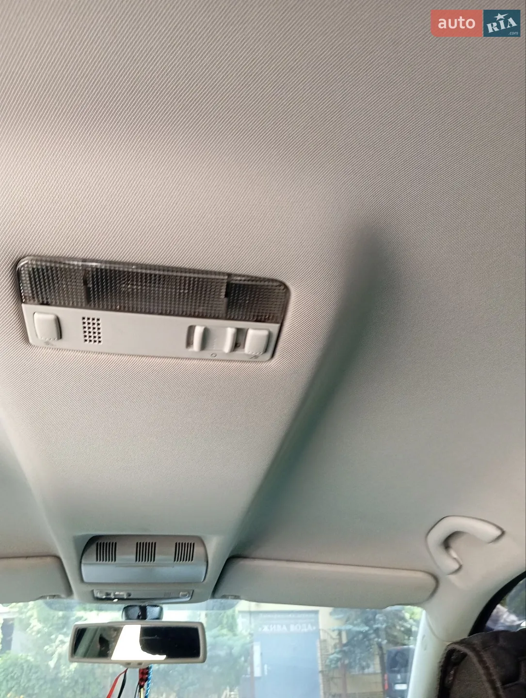 2010 Skoda Octavia - мініатюра 12