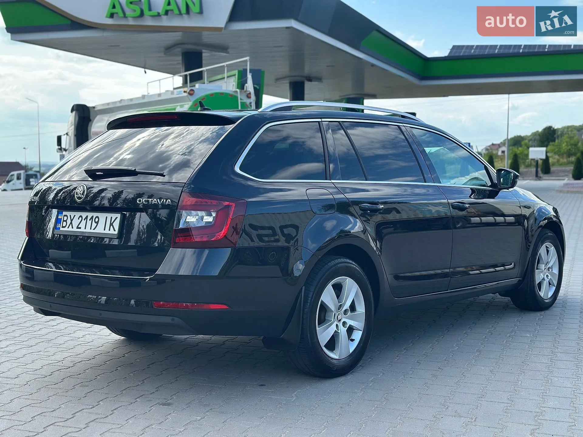 2017 Skoda Octavia - мініатюра 13