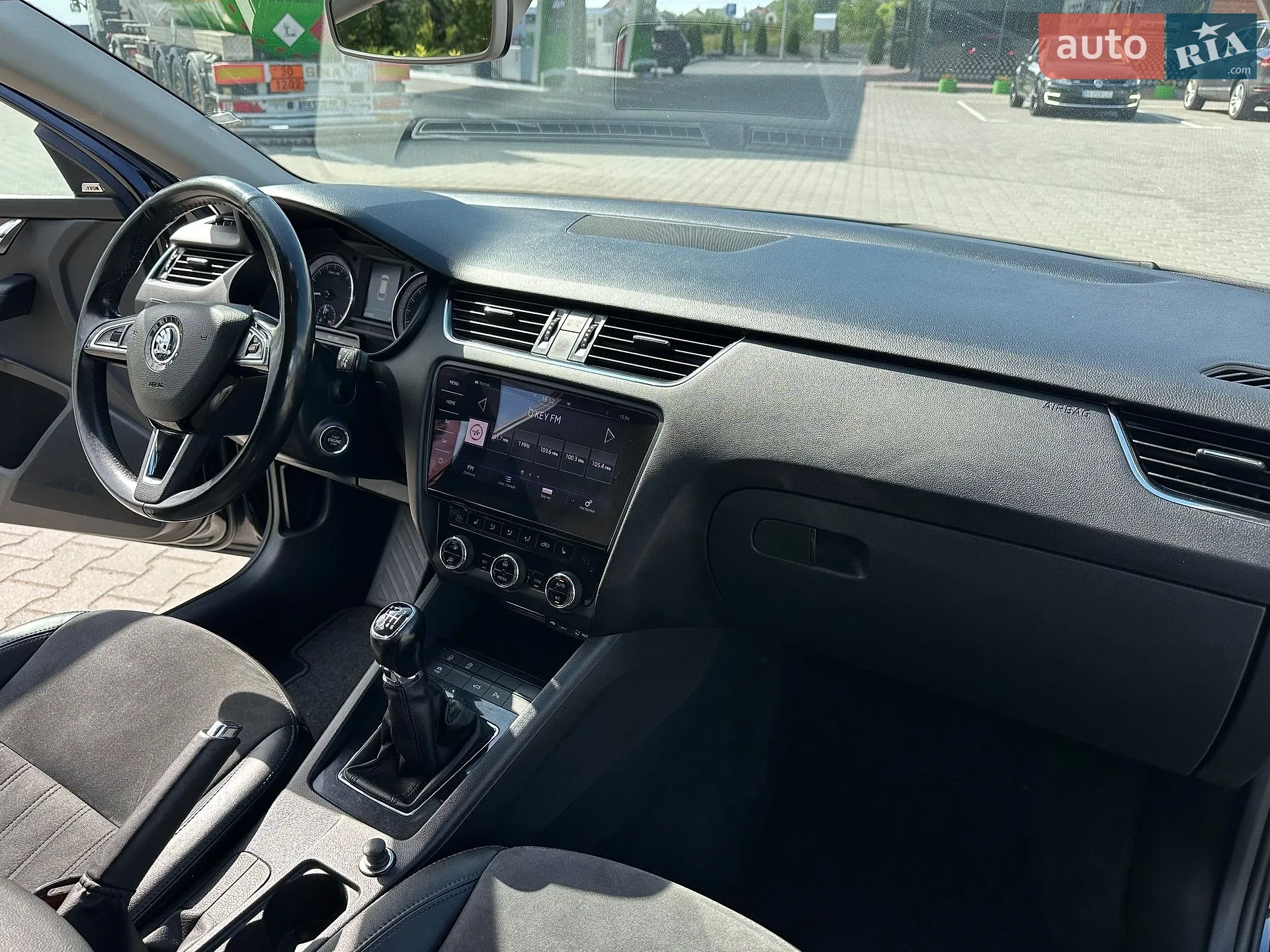 2017 Skoda Octavia - мініатюра 64
