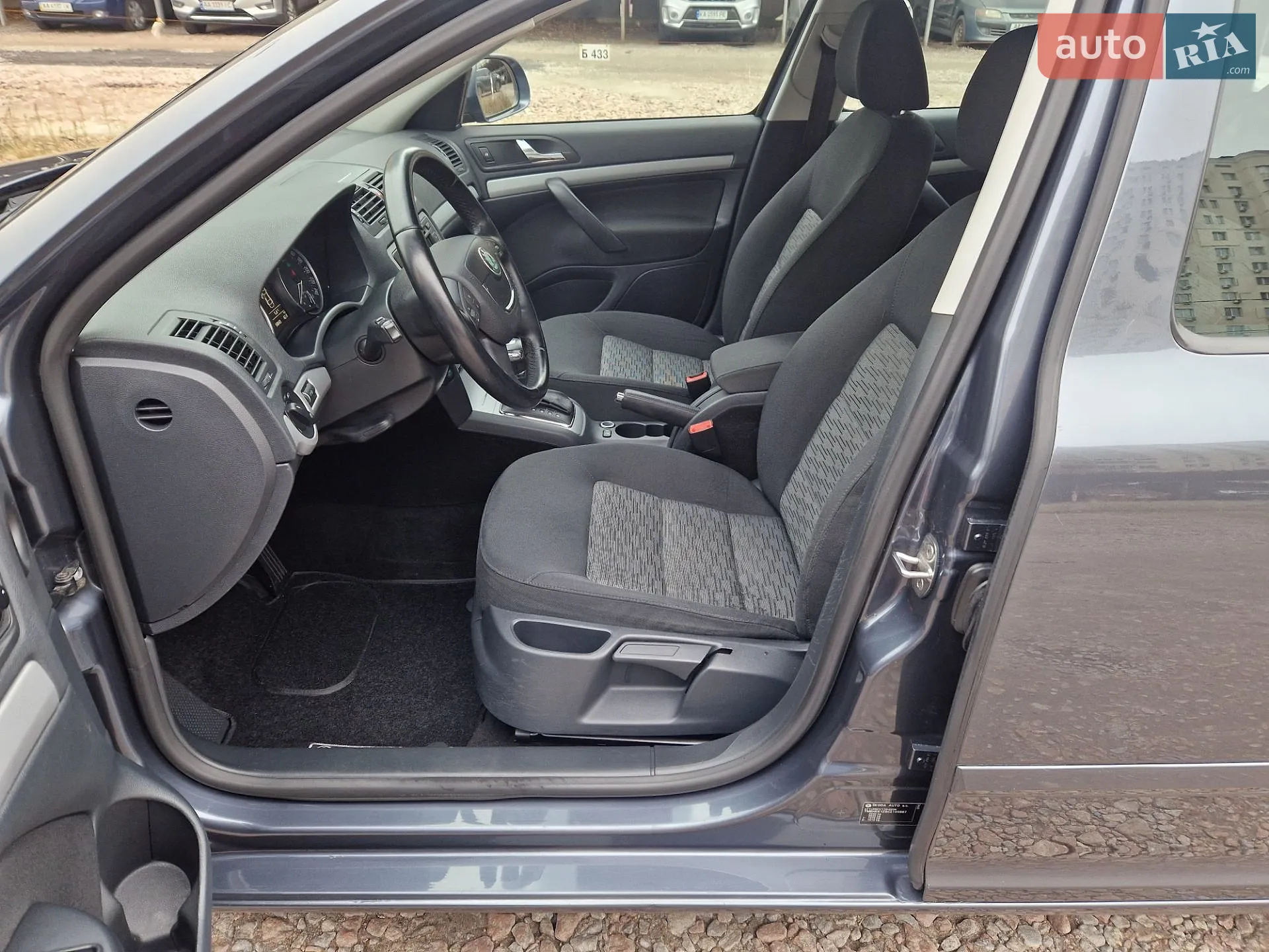 2012 Skoda Octavia - мініатюра 21