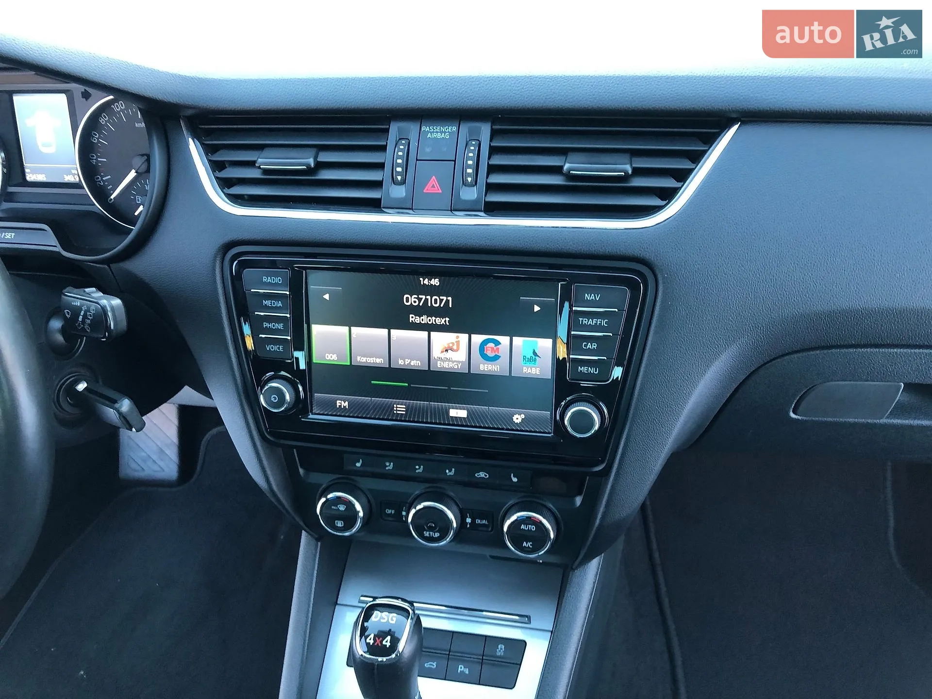 2015 Skoda Octavia - мініатюра 26