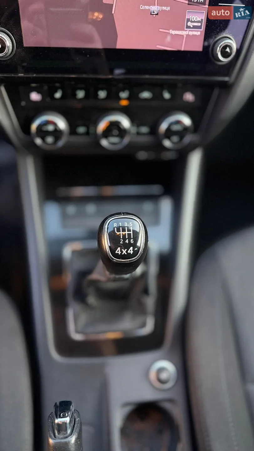 2017 Skoda Octavia - мініатюра 16
