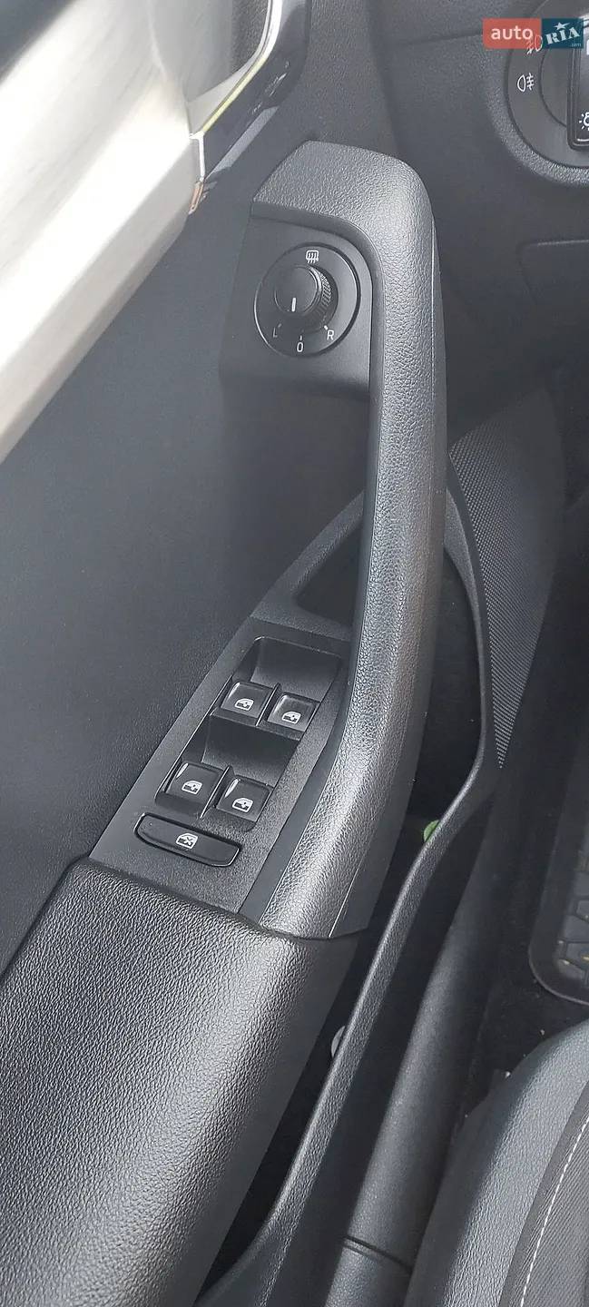 2017 Skoda Octavia - мініатюра 23