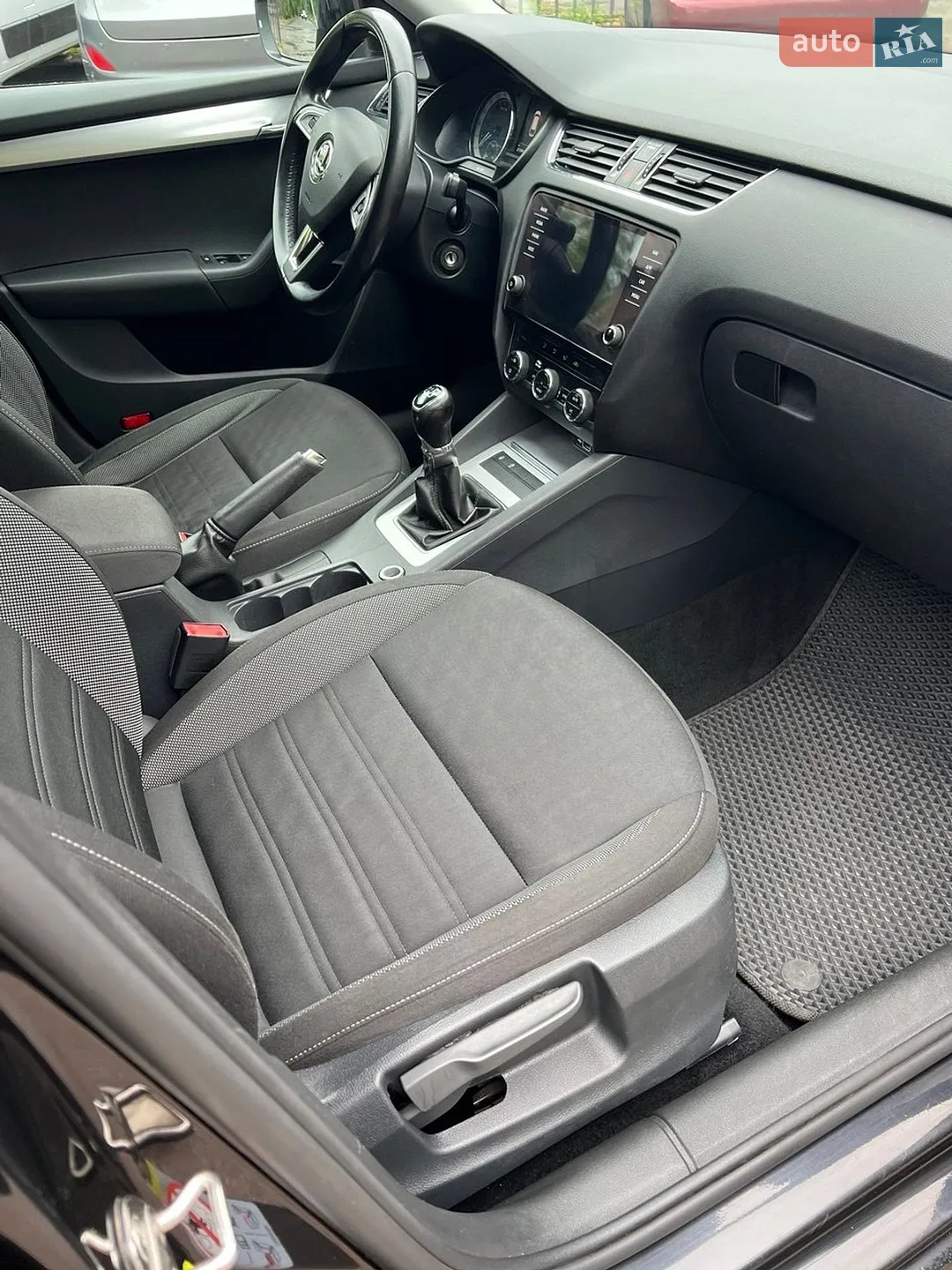 2018 Skoda Octavia - мініатюра 10
